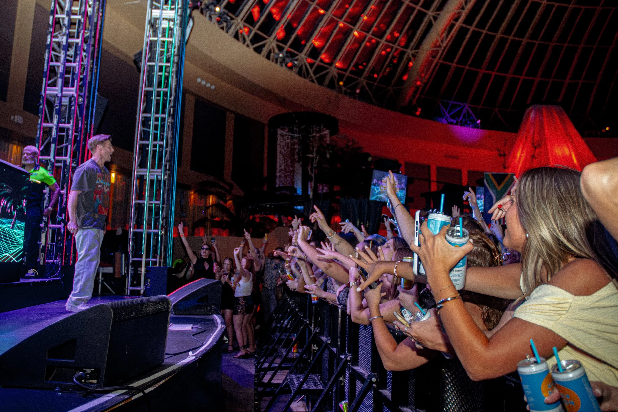 JTShots_KyleCook_ThePoolAfterDark_-14.jpg