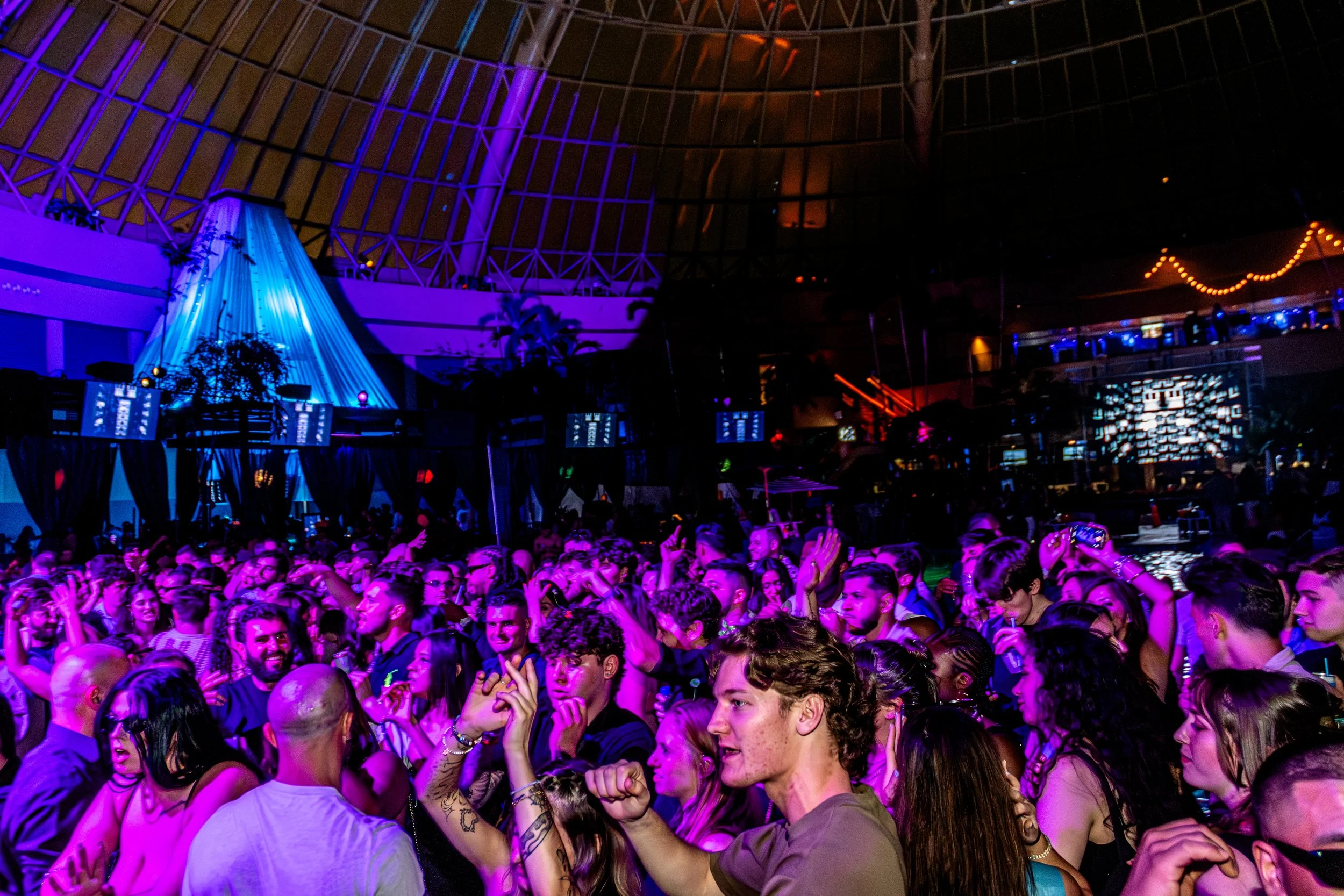 MATRODA_PoolAfterDark_JTShots_01-129.jpg