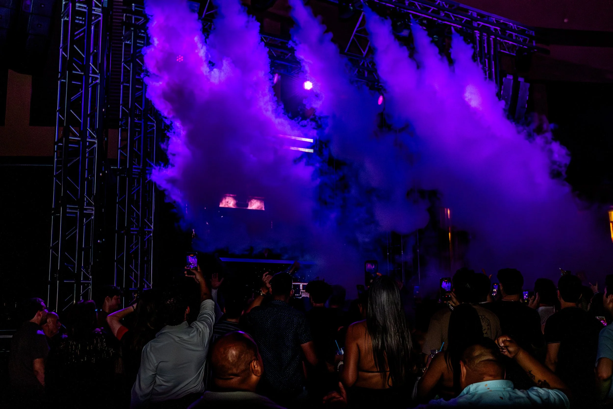 MATRODA_PoolAfterDark_JTShots_01-74.jpg