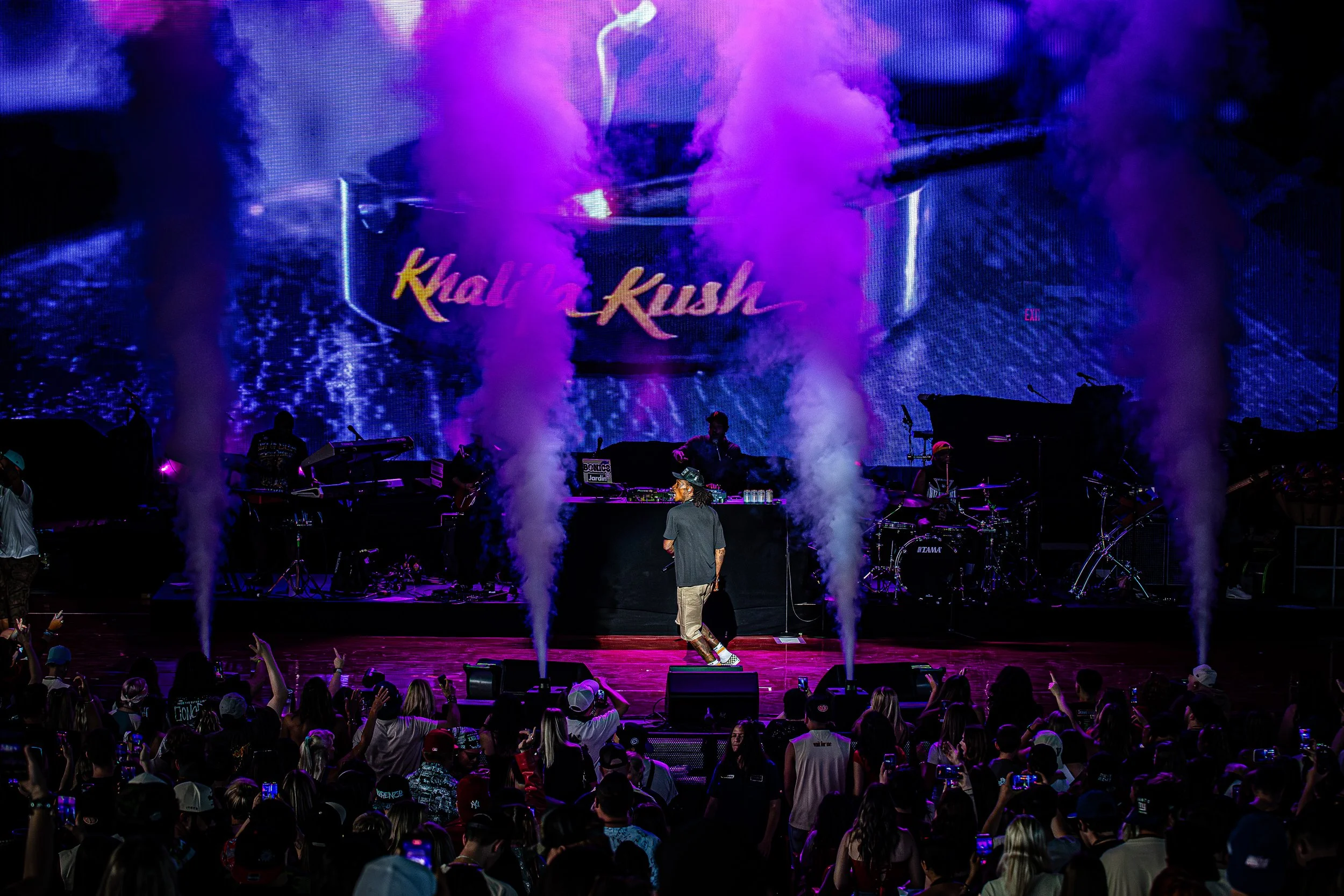 wiz-khalifa-pnc-bank-arts-center-holmdel-nj-001-12.jpg