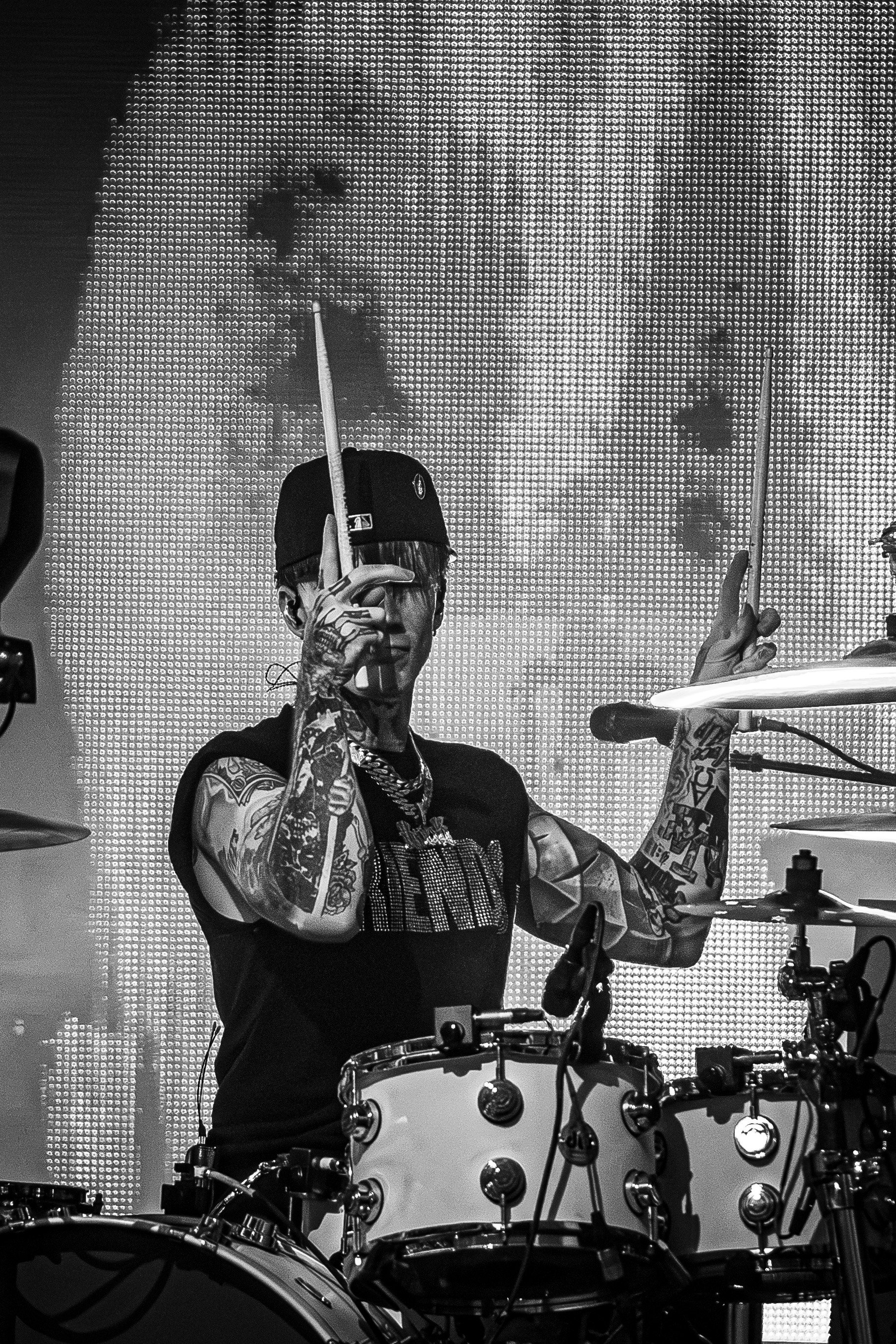 JTShots_MGK_HolmdelNJ_001-131.jpg