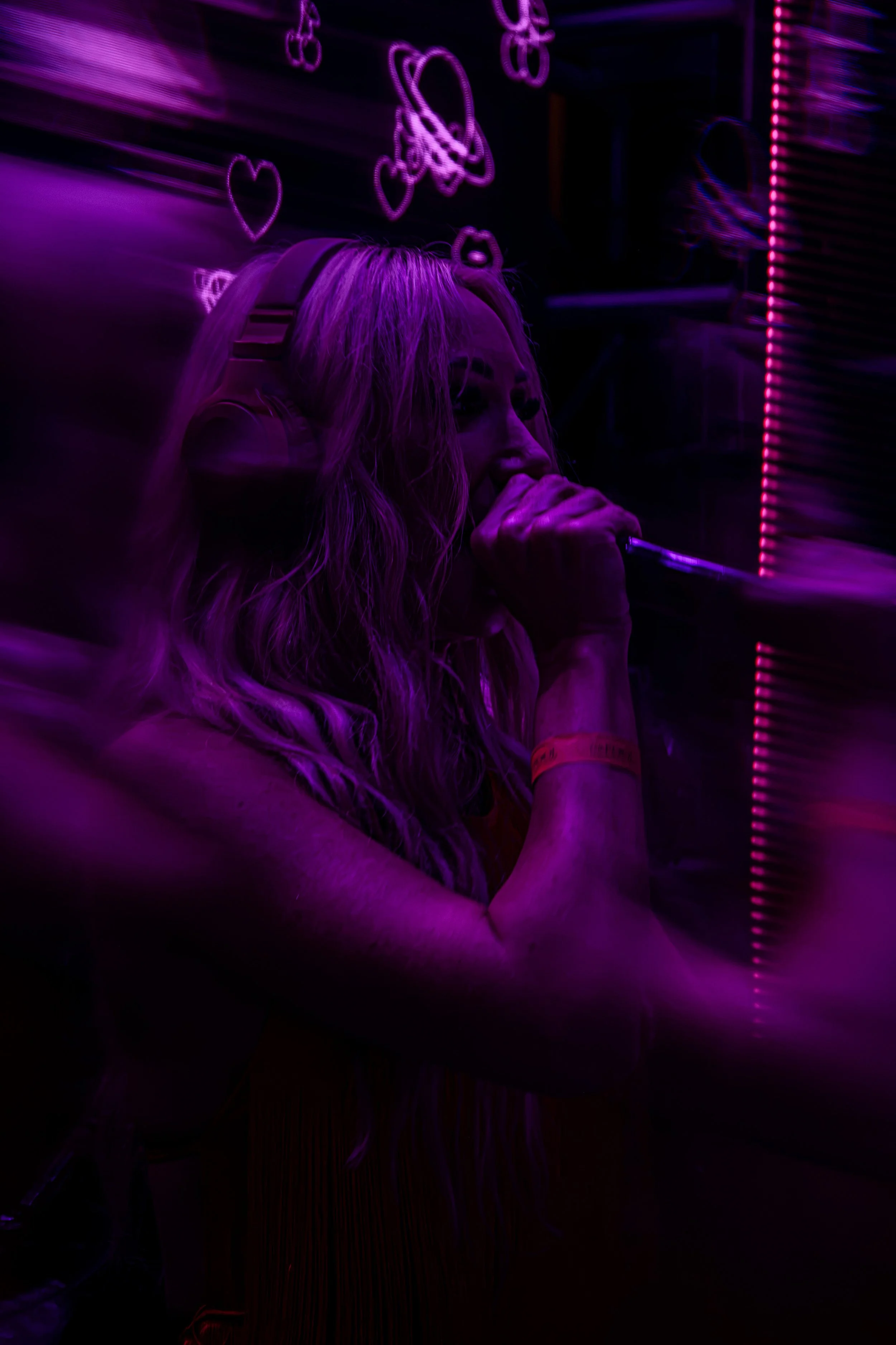 Jen-Jones_Pool-After-Dark_-35.jpg