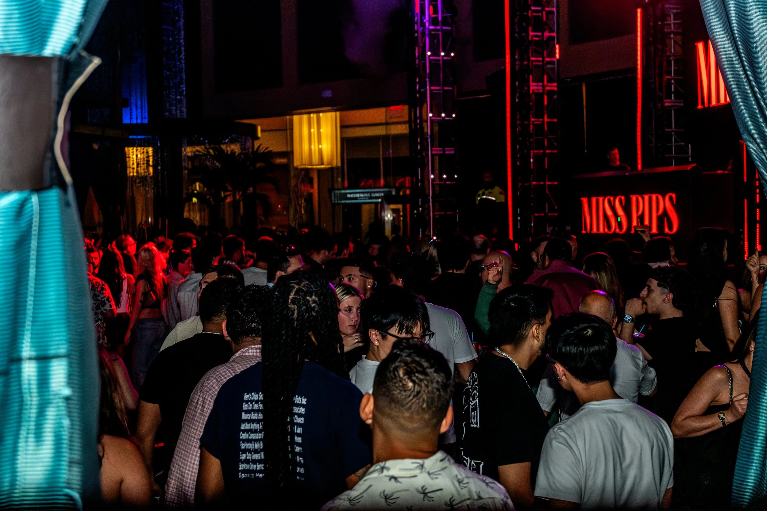 MATRODA_PoolAfterDark_JTShots_01-68.jpg