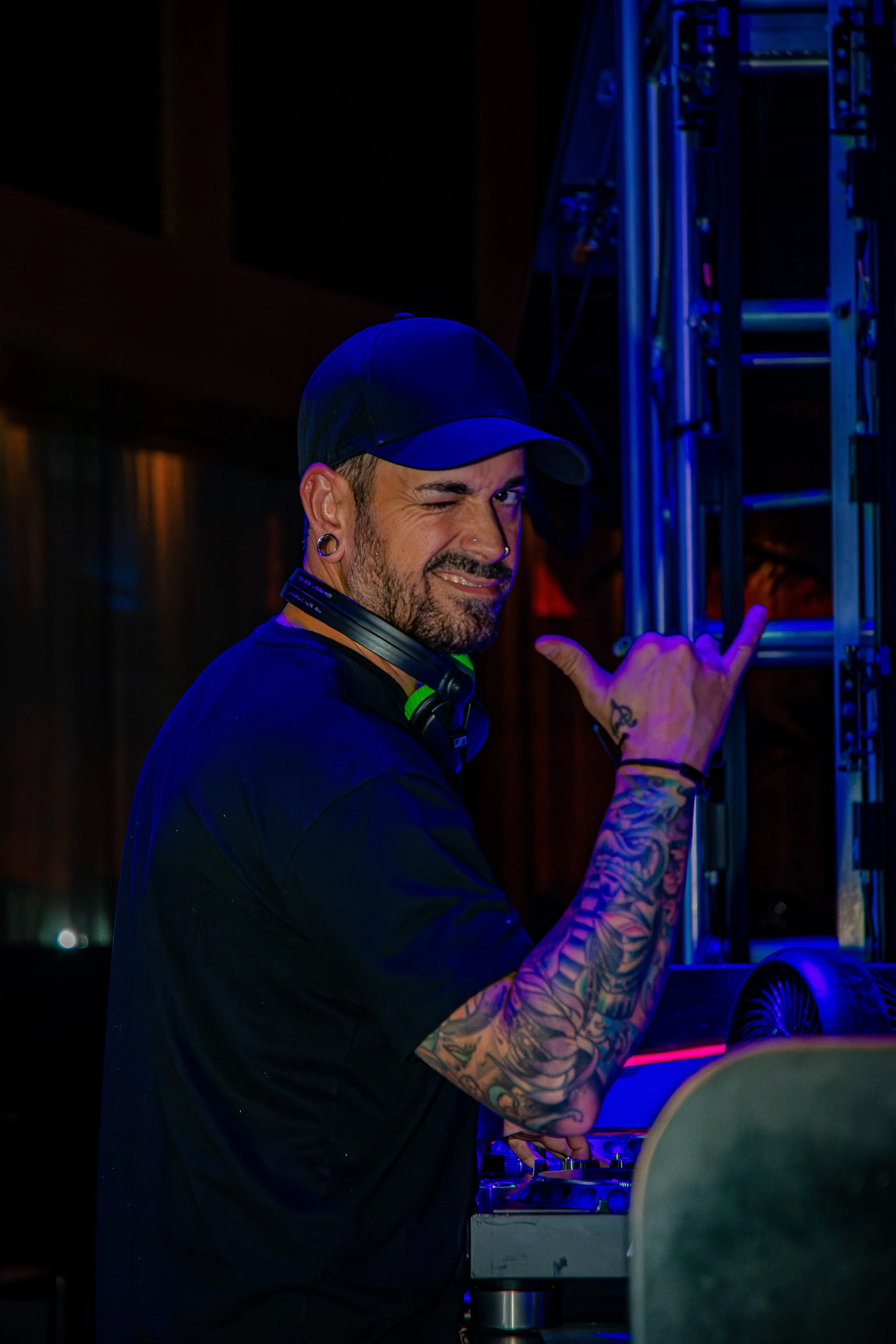 Dj Shift Pool After Dark