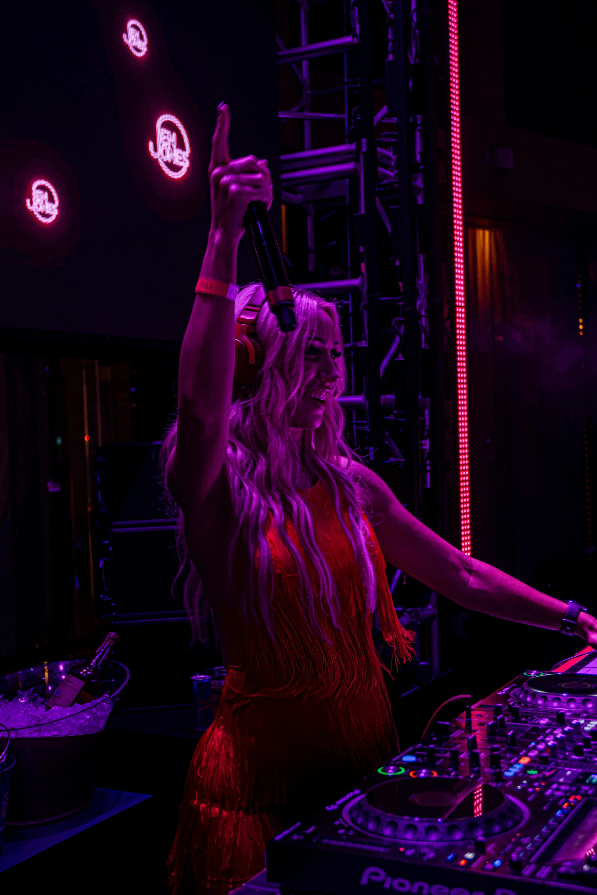 Jen-Jones_Pool-After-Dark_-55.jpg