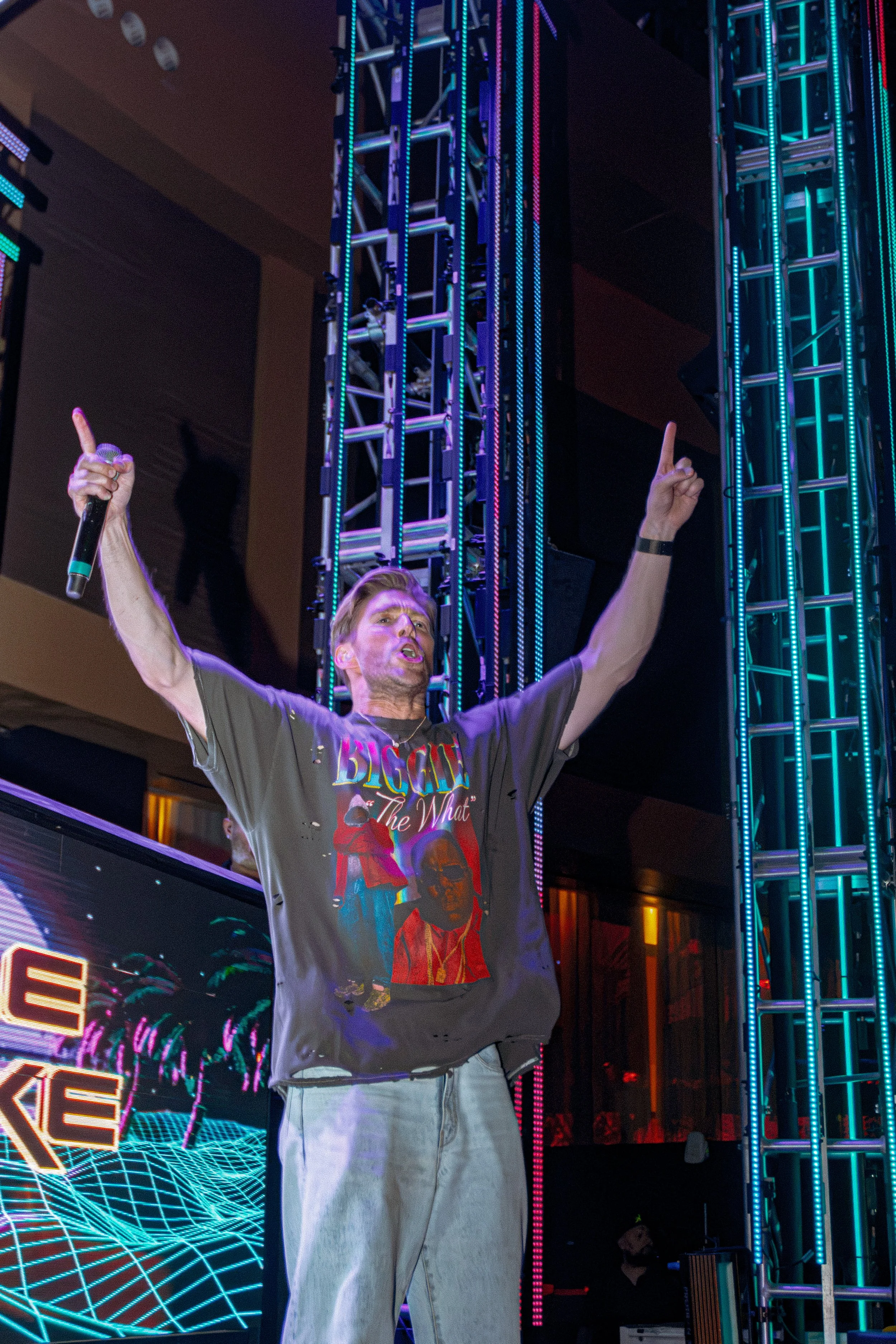 JTShots_KyleCook_ThePoolAfterDark_-10.jpg