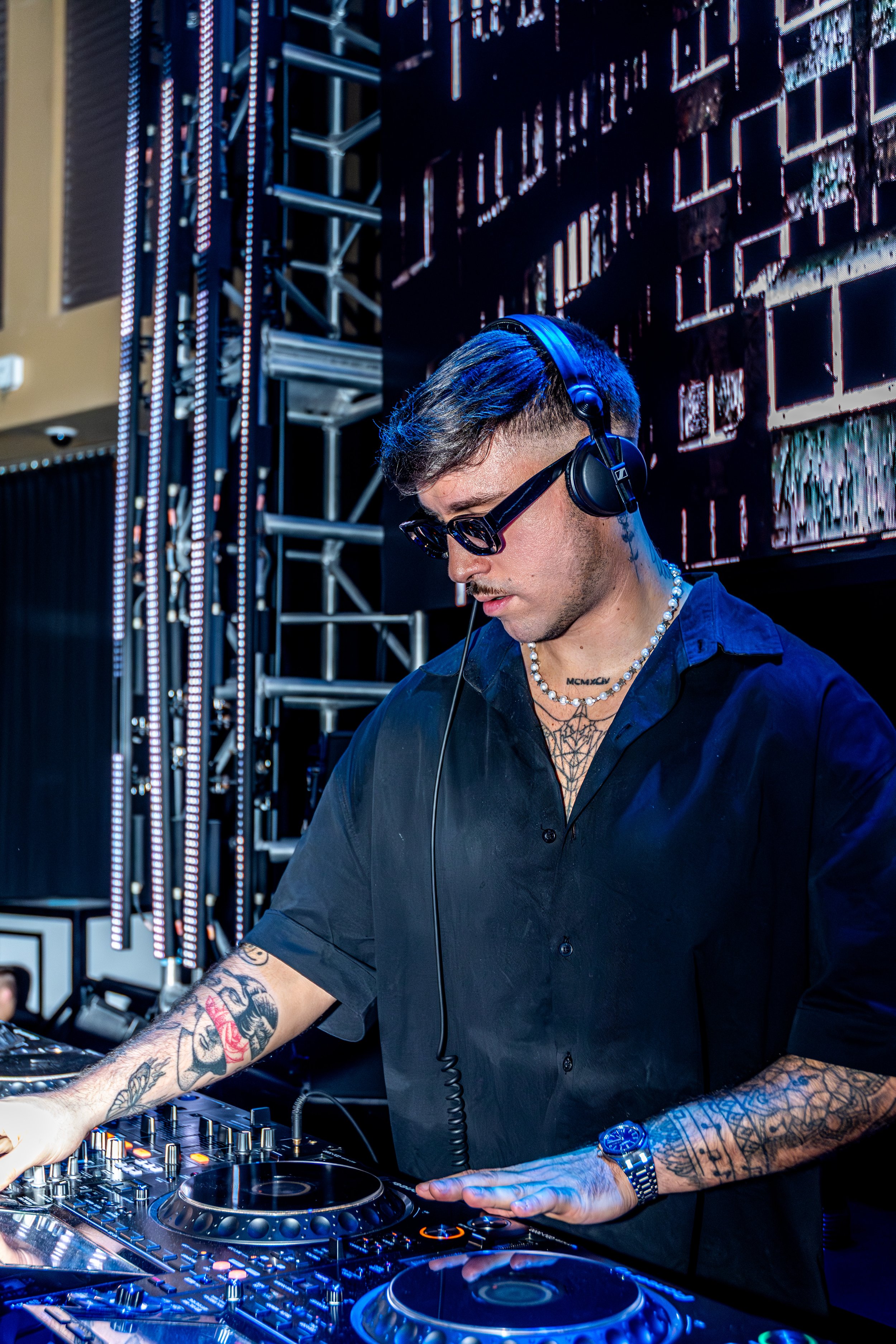 MATRODA_PoolAfterDark_JTShots_01-139.jpg