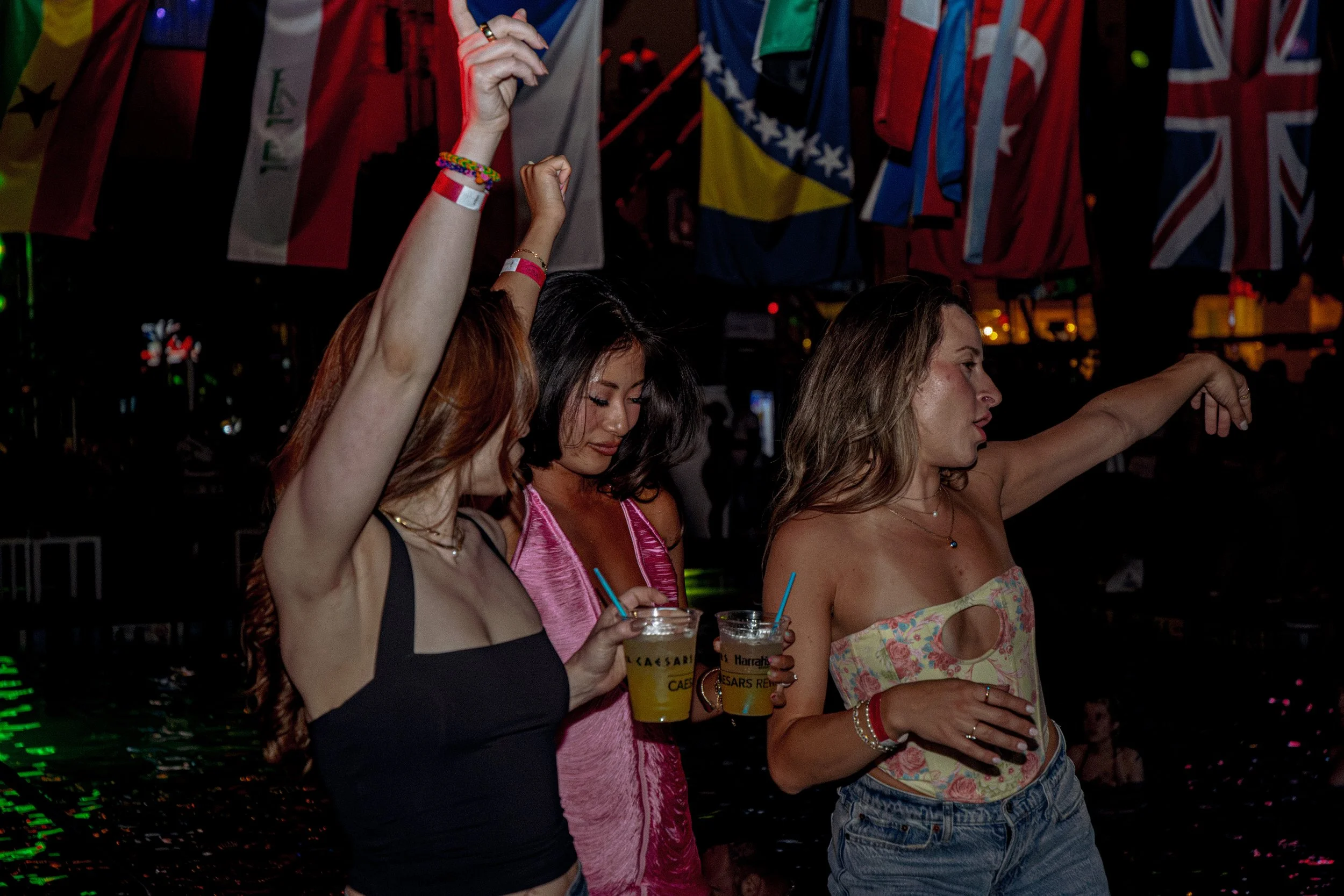 JTShots_KyleCook_ThePoolAfterDark_-36.jpg
