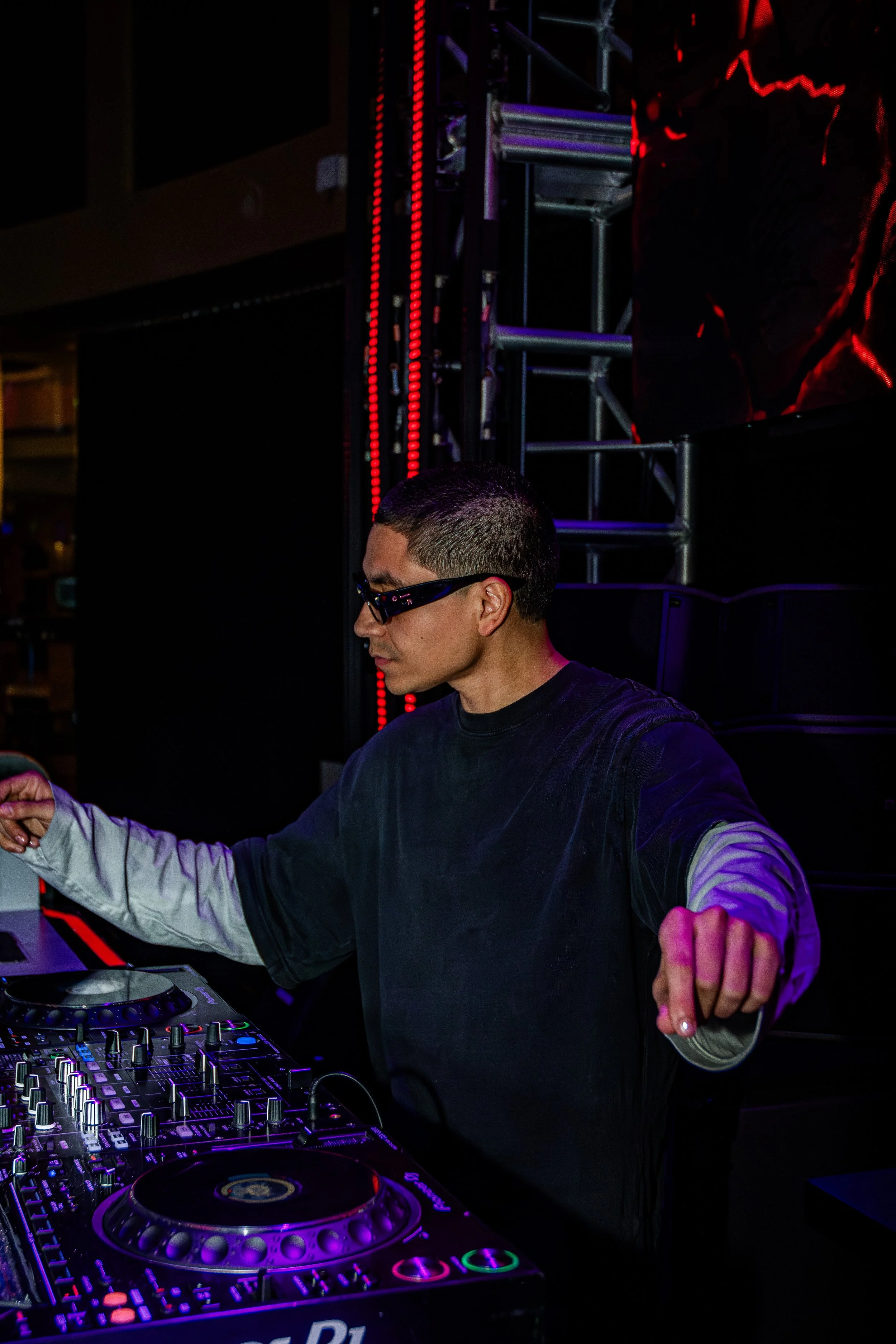 NicoOso_ThePoolAfterDark_AtlanticCity-60.jpg