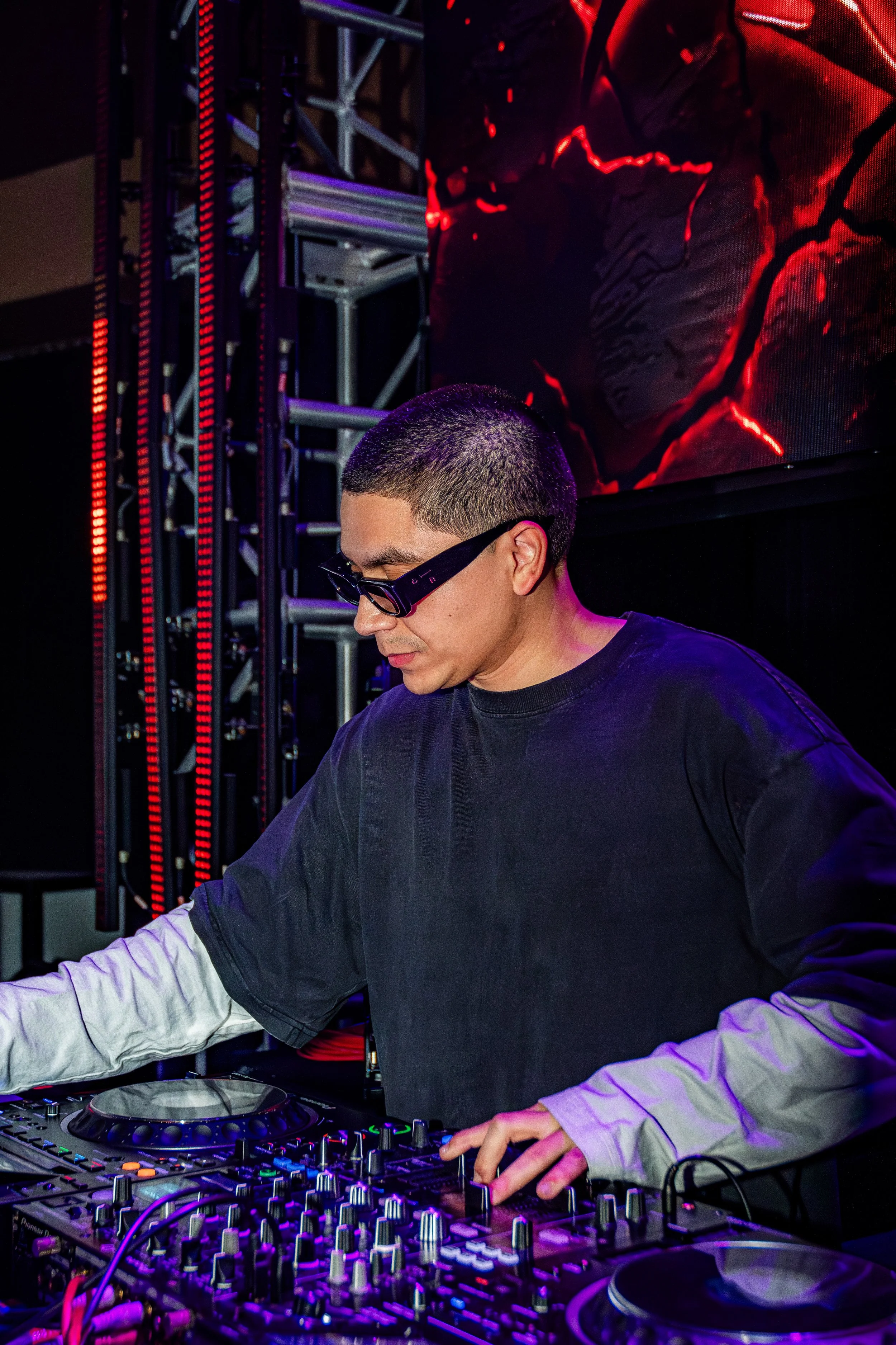 NicoOso_ThePoolAfterDark_AtlanticCity-86.jpg