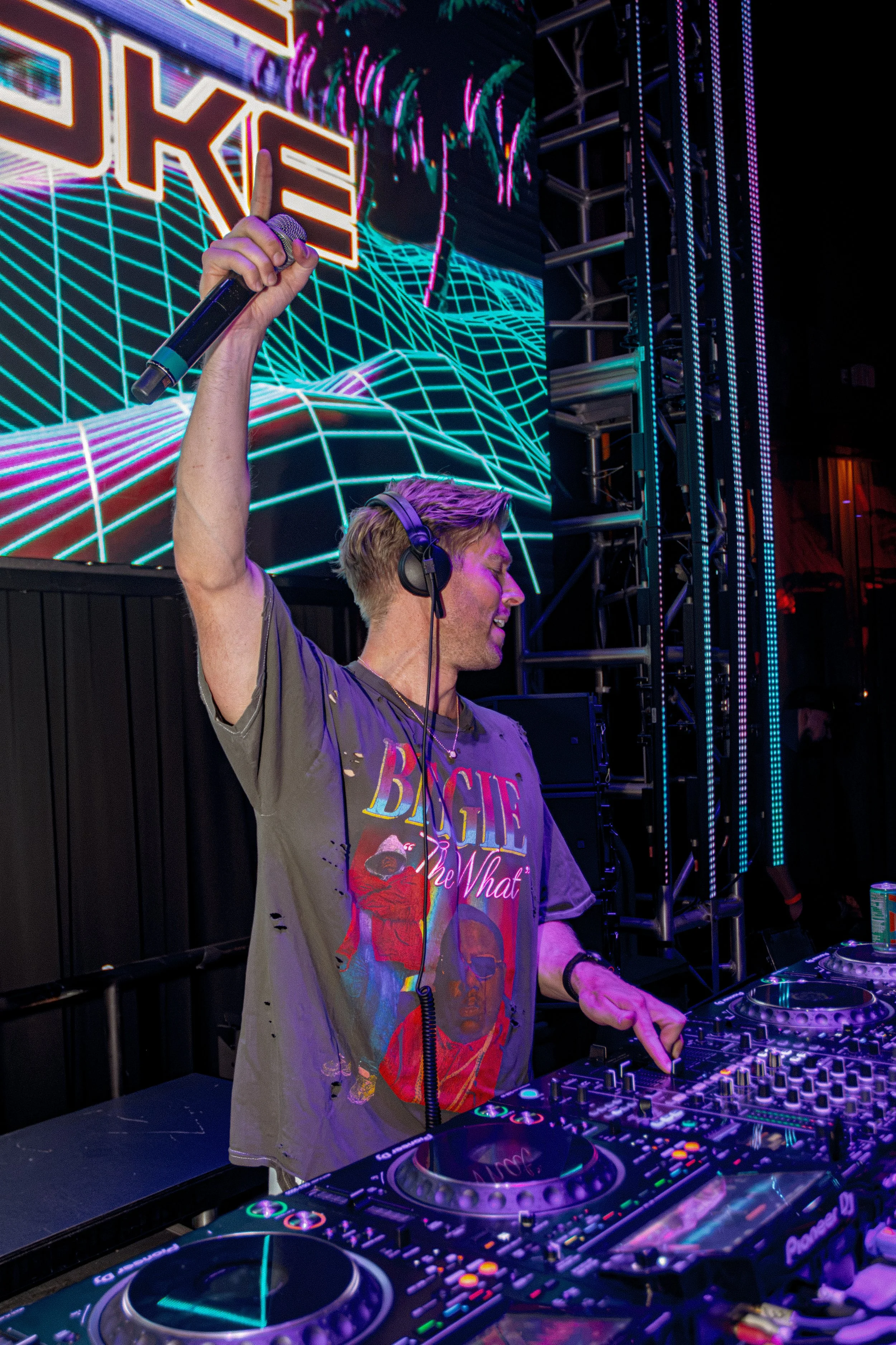 JTShots_KyleCook_ThePoolAfterDark_-43.jpg
