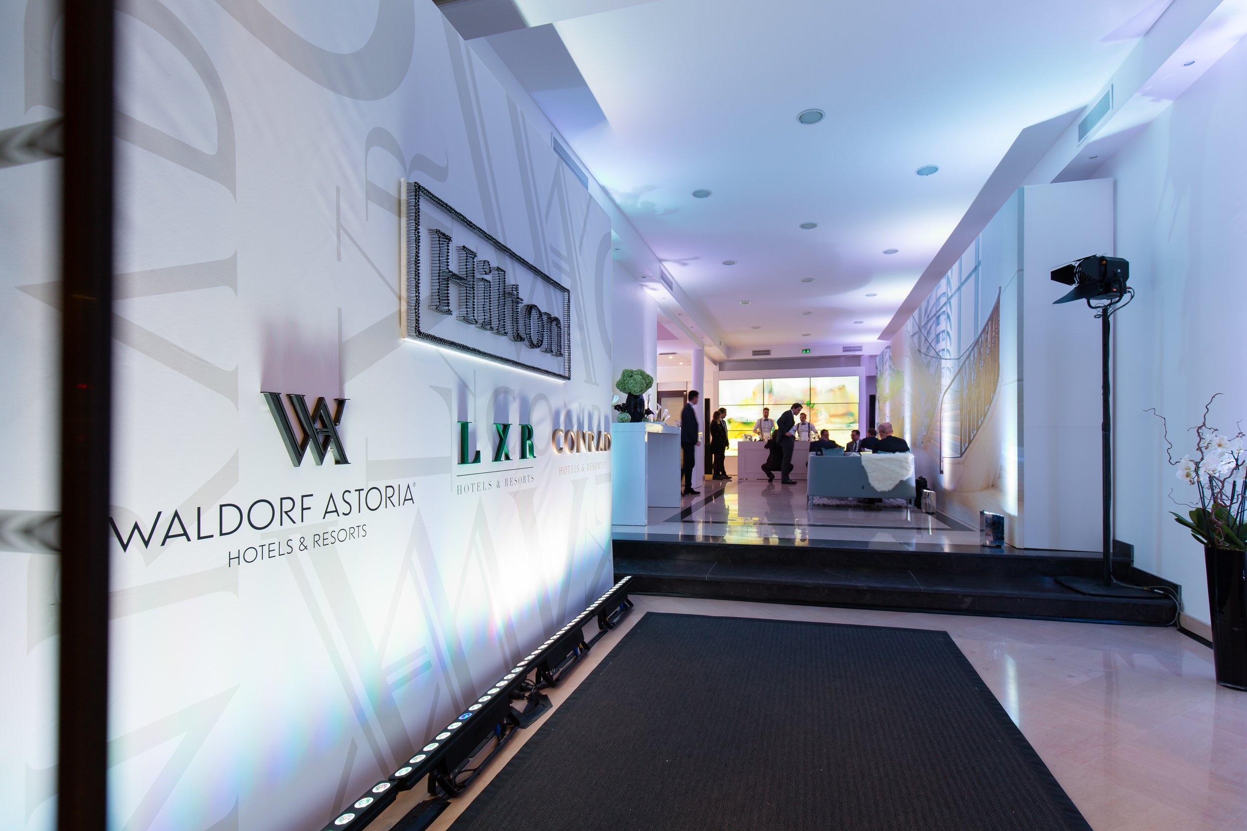 Hilton ILTM Cannes 2018 gallery arrival space — three luxury brand  immersive experience designed by Tiny Penthouse Studio