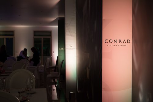 Hilton ILTM Cannes gallery interior — environmental graphics, brand  logo panels and experiential design by Tiny Penthouse Studio