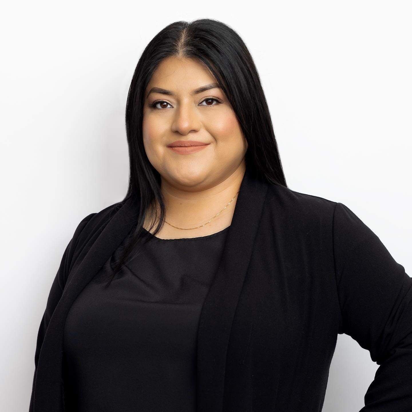 TEAM SPOTLIGHT: BRENDA ELIZONDO
Brenda Elizondo serves as the Senior Accountant for Ridgemont Properties, Inc. Brenda grew up in San Antonio and graduated from Alamo Heights High School. She started working part-time at Ridgemont in 2002, while still