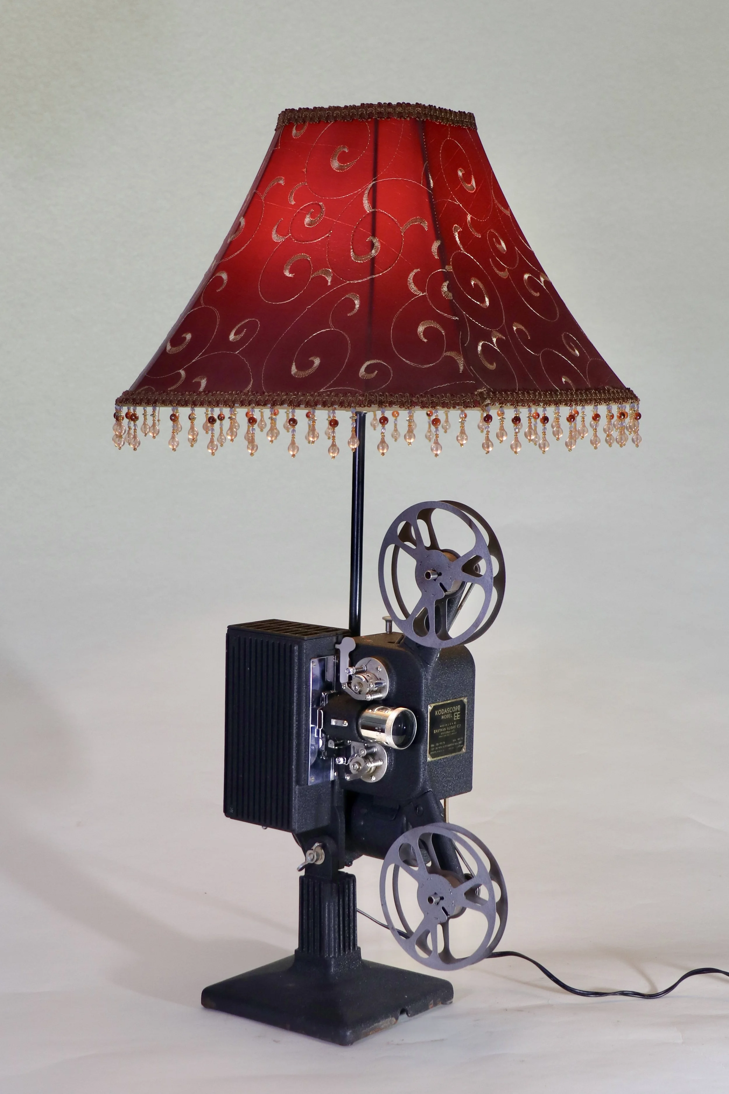 Kodascope EE Projector - Jon Jensen.JPG