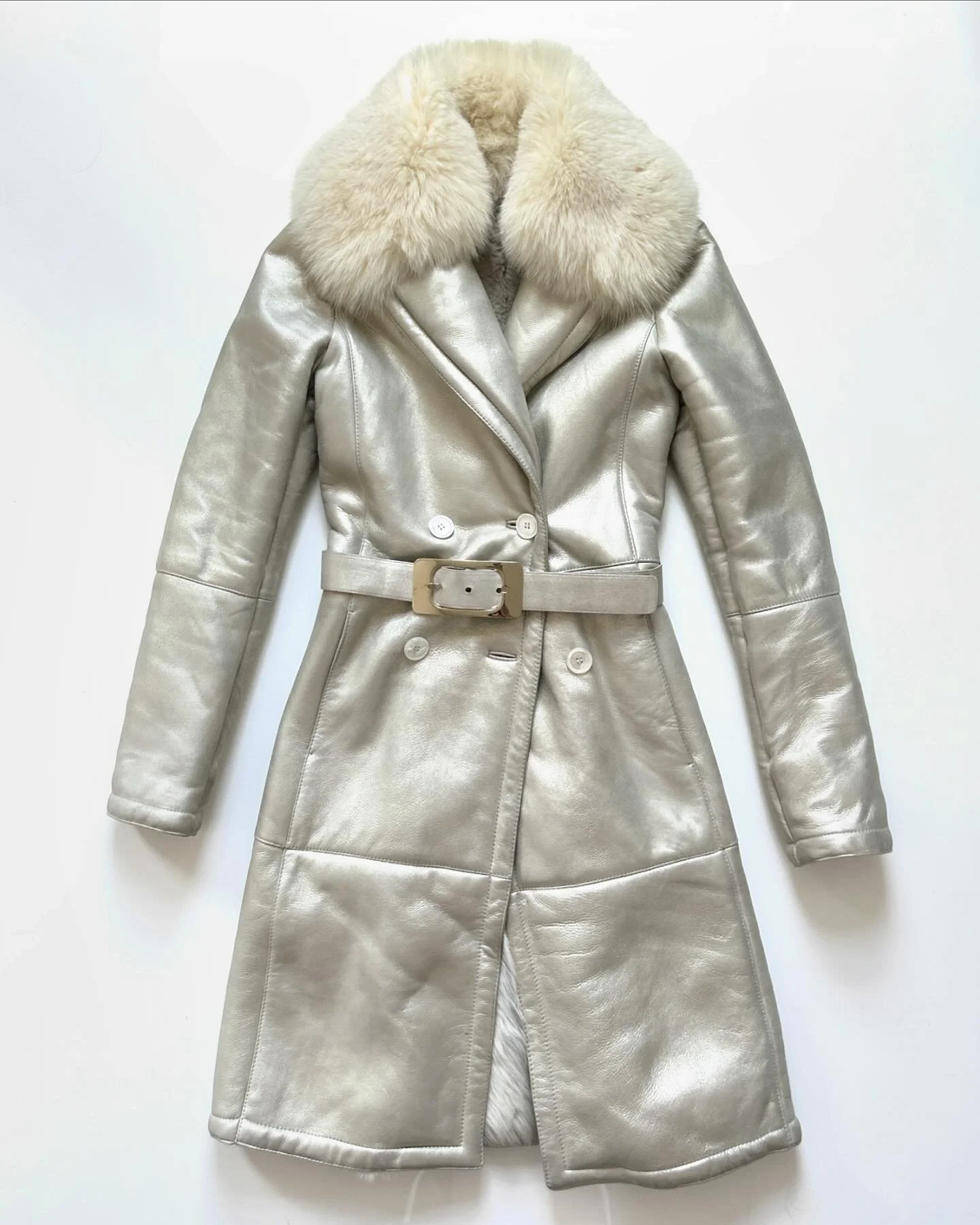 From the archive: a silver leather Tom Ford-era Gucci coat circa Fall 1996 ❄️ perfect mid-90s mod