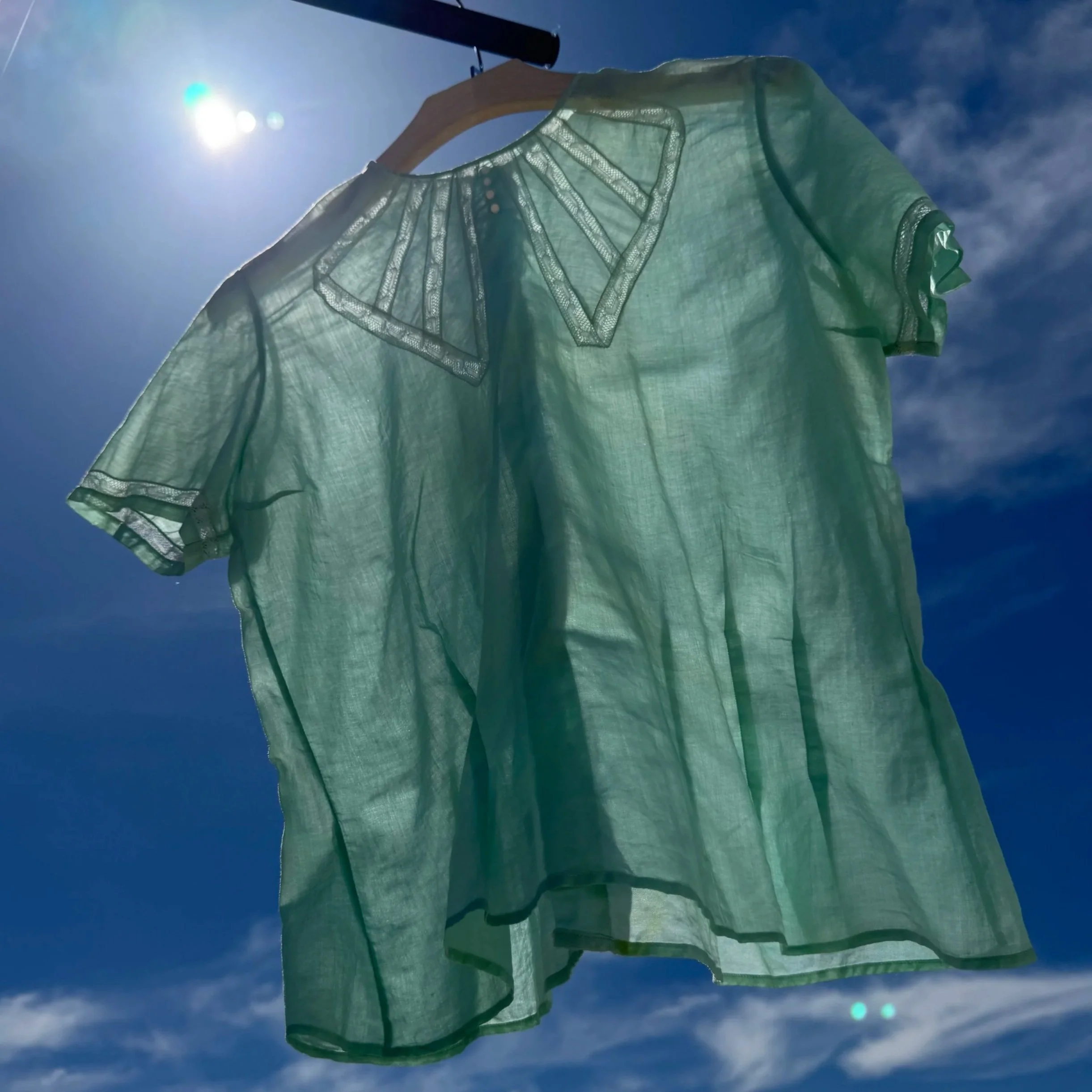 EARTH DAY DROP Button Back Mint Cotton Blouse -1950s