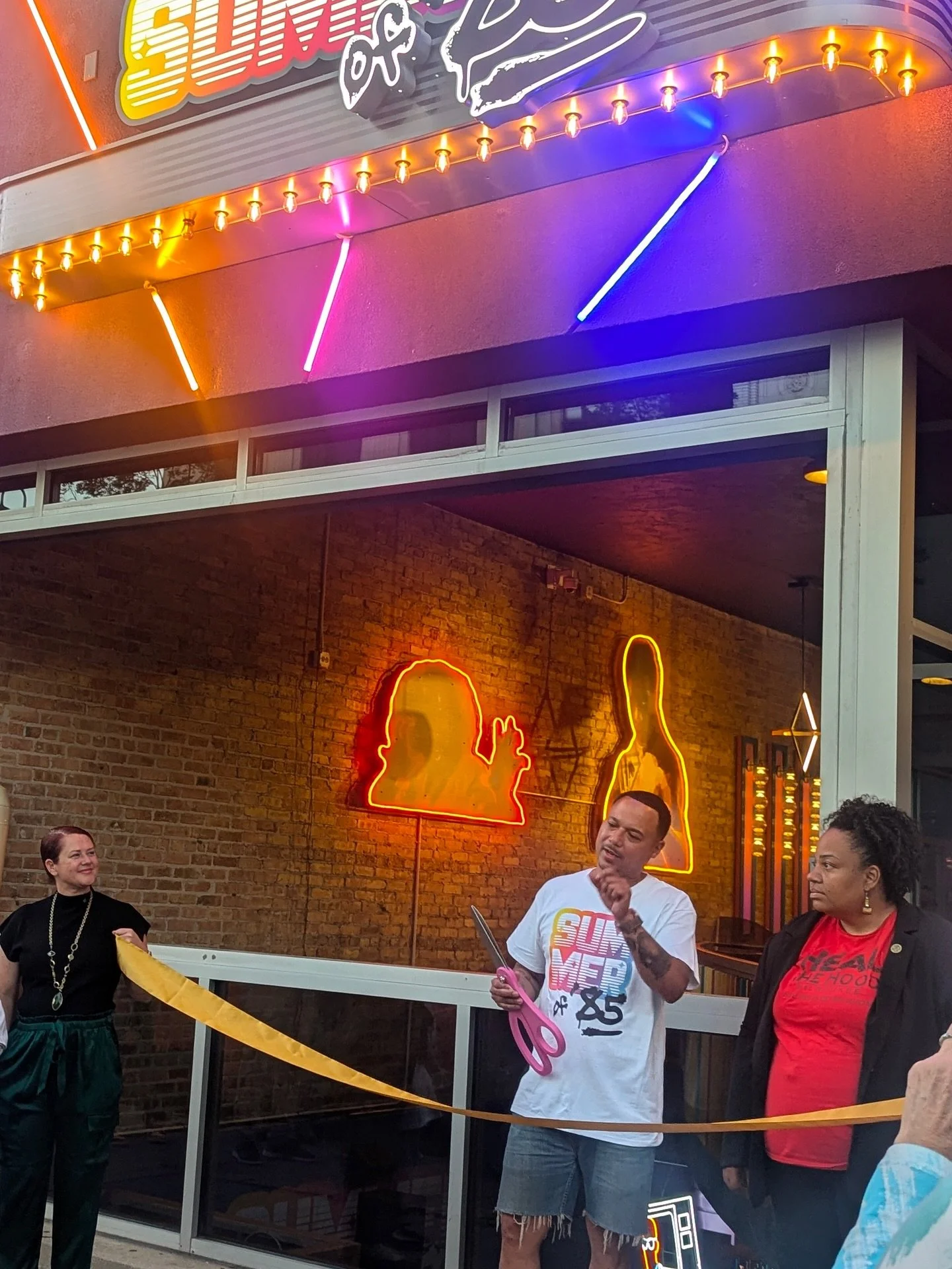 π Tap in Tuesday: Fuel the Drive Edition π 
We’re turning the spotlight on two powerhouse businesses fueling creativity, culture, and community along Historic King Drive — all thanks to the Fuel the Drive Grant, launched in partnership