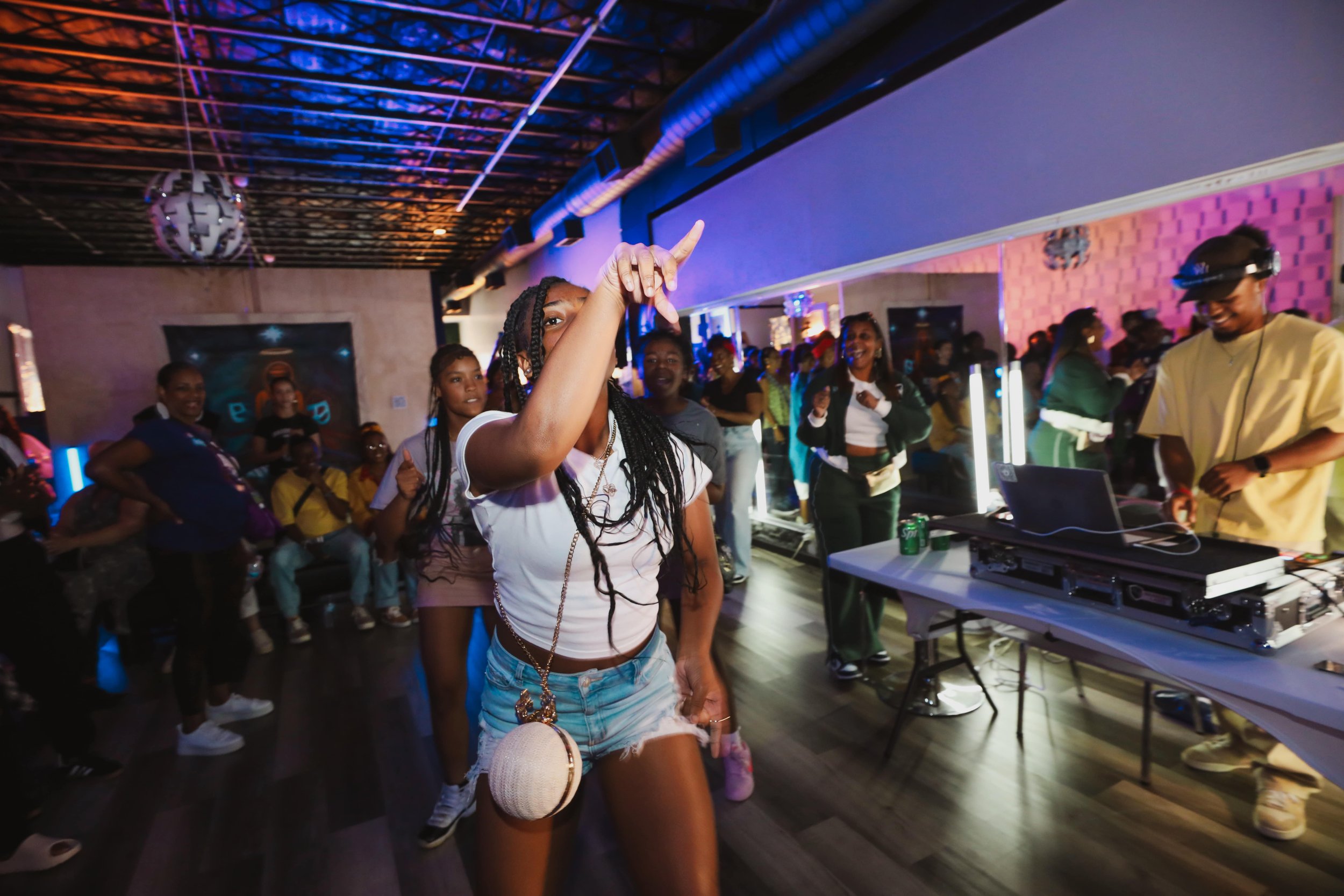 Bronzeville Week 2024 Art Walk-SALUTE SOCIETY Awards August 10 2024_067-min.jpg