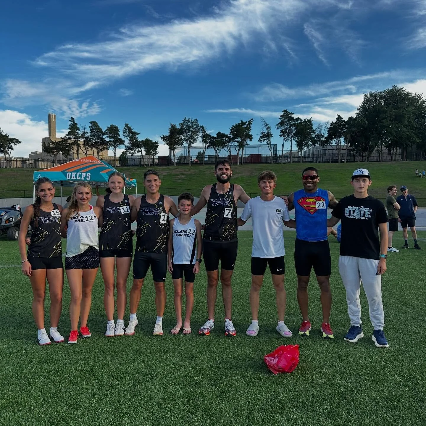 ⭐️ Mile Night ⭐️
Fun times all around! 
The brand was repped well tonight! 
⚡️
Wouldn&rsquo;t trade this group and all the other Oklahoma Project athletes for anyone else 
⚡️