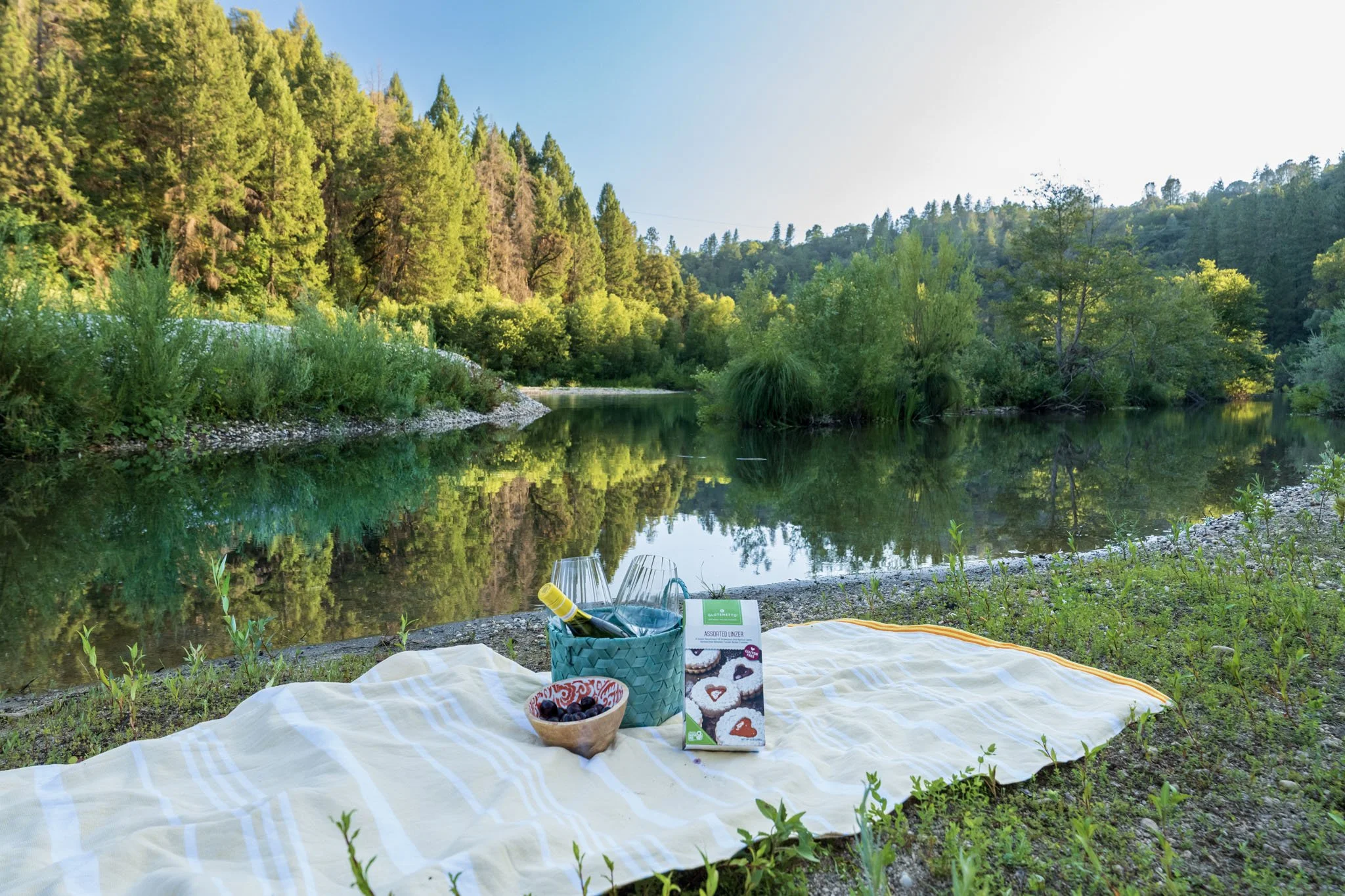 _ Exterior river picnic.JPG