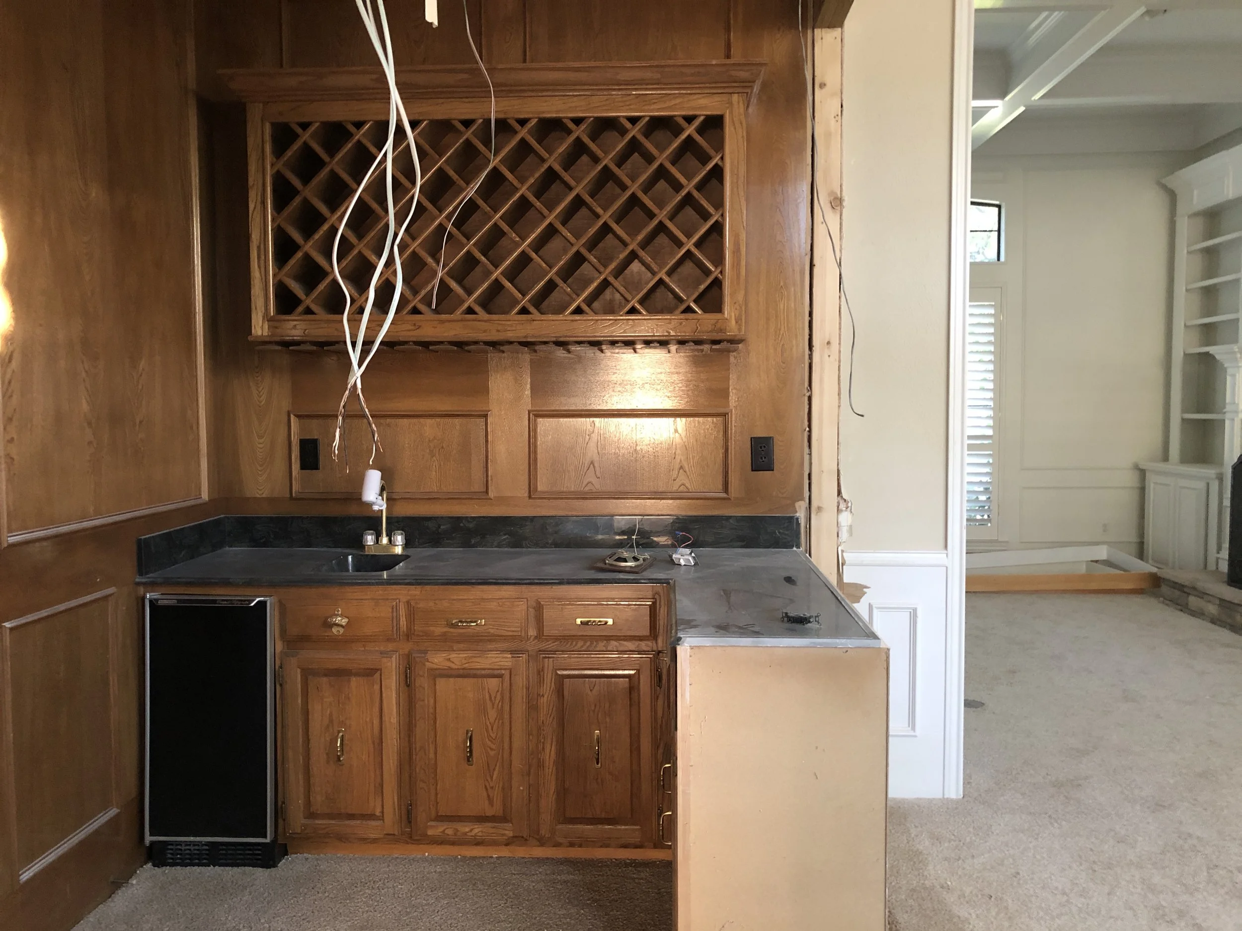 How to Choose the Right Contractor: Questions to Ask Before and During a Renovation