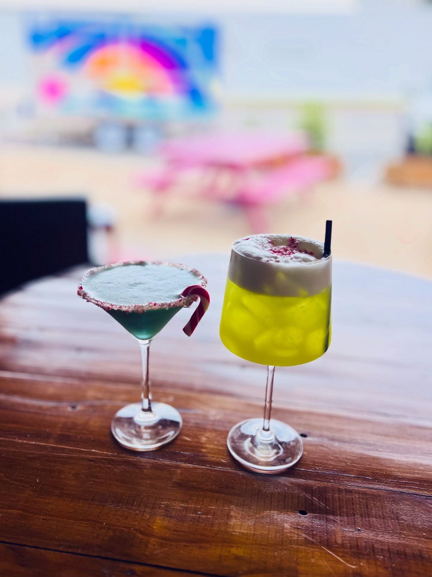Meet this week&rsquo;s Xmas cocktail specials 🎄 ⭐️ 
Our GRINCH GIN FIZZ + CANDY CANE MARTINI!
Available all weekend 🎅
Book your table at westcoastdc.au ✌️