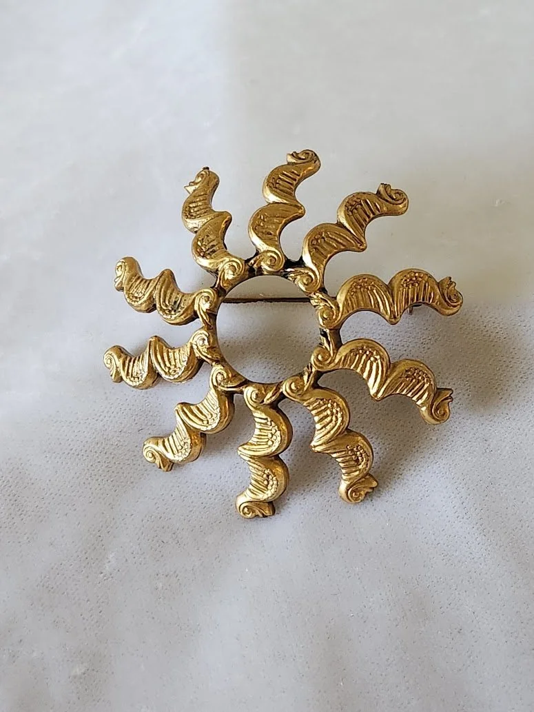 Alva Museum Replica Celtic Sun Brooch 14.jpg