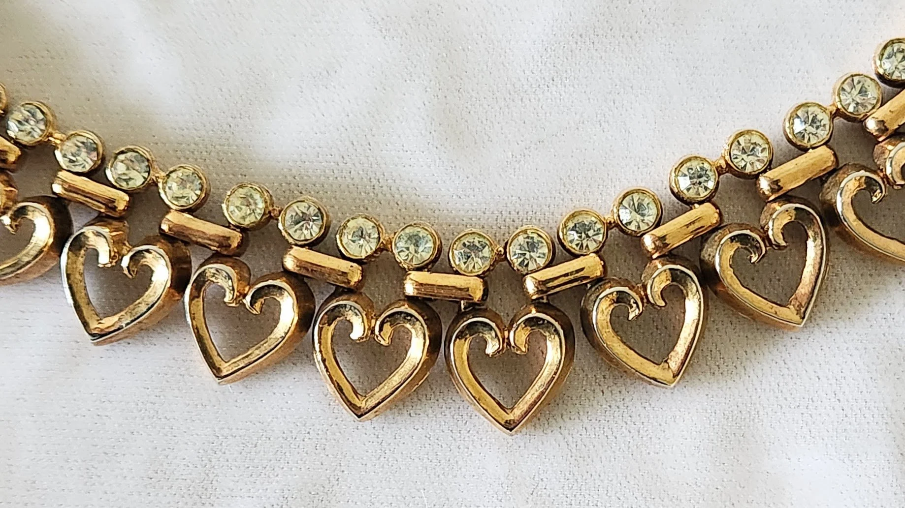 Trifari Hearts Choker Necklace 4.jpg