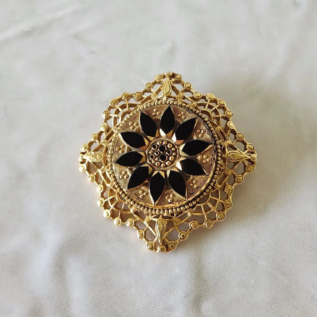 Sphinx Brooch 1.jpg