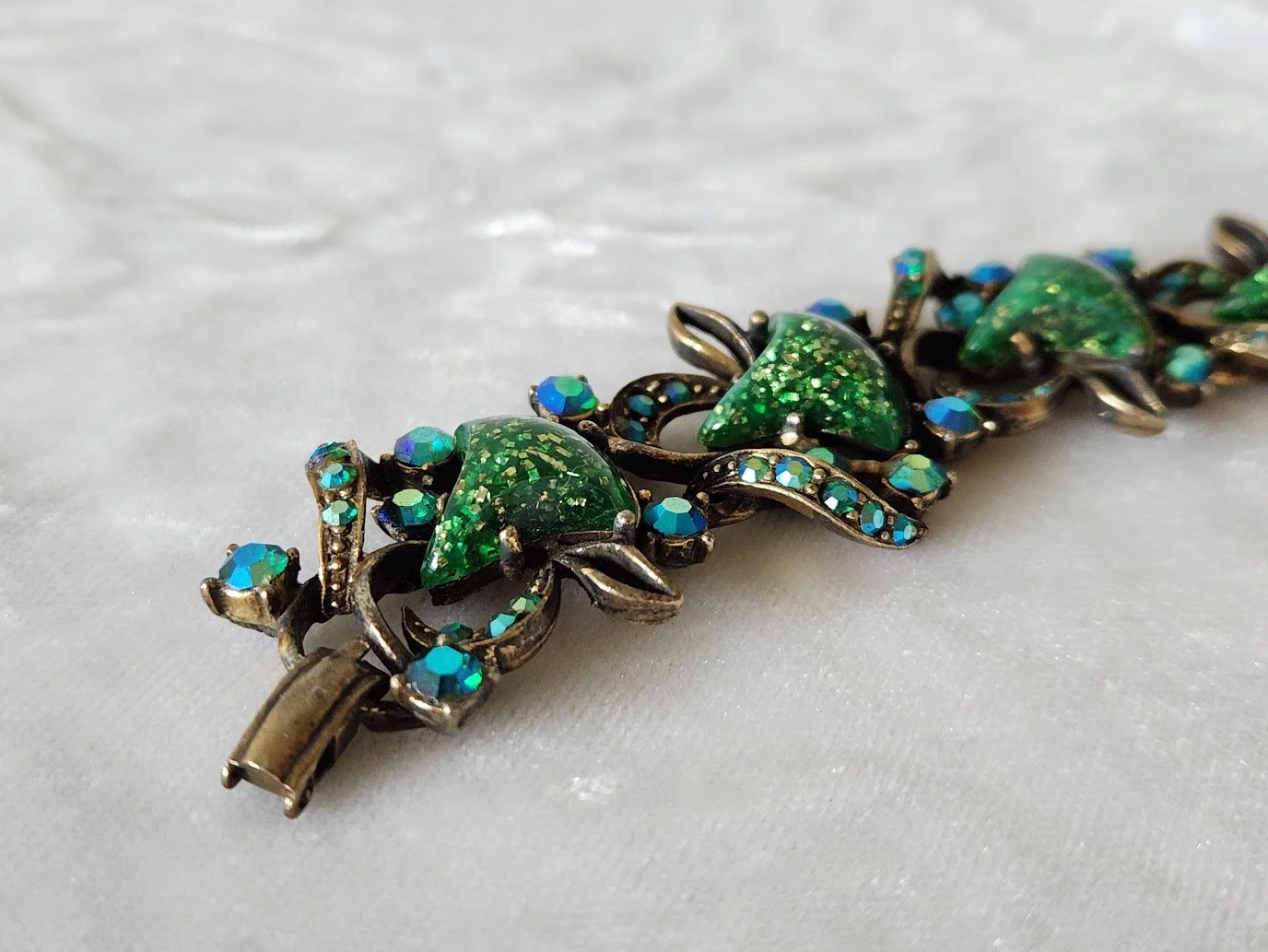 Selini Green Bracelet 7.jpg