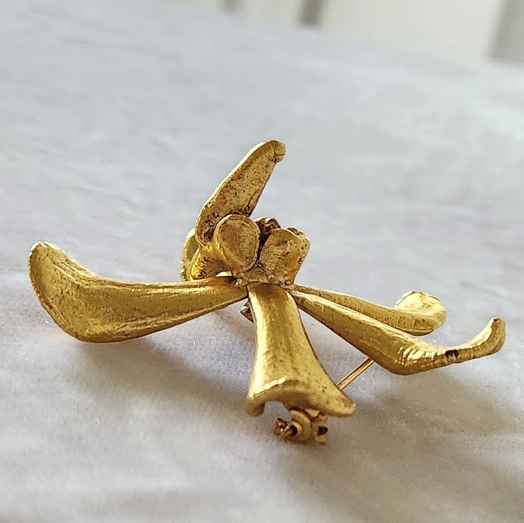 Risis Orchid Brooch 6.jpg