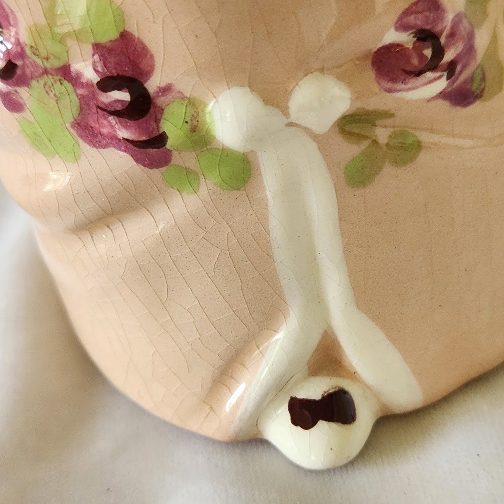 DeLee Lady Figurine 10.jpg