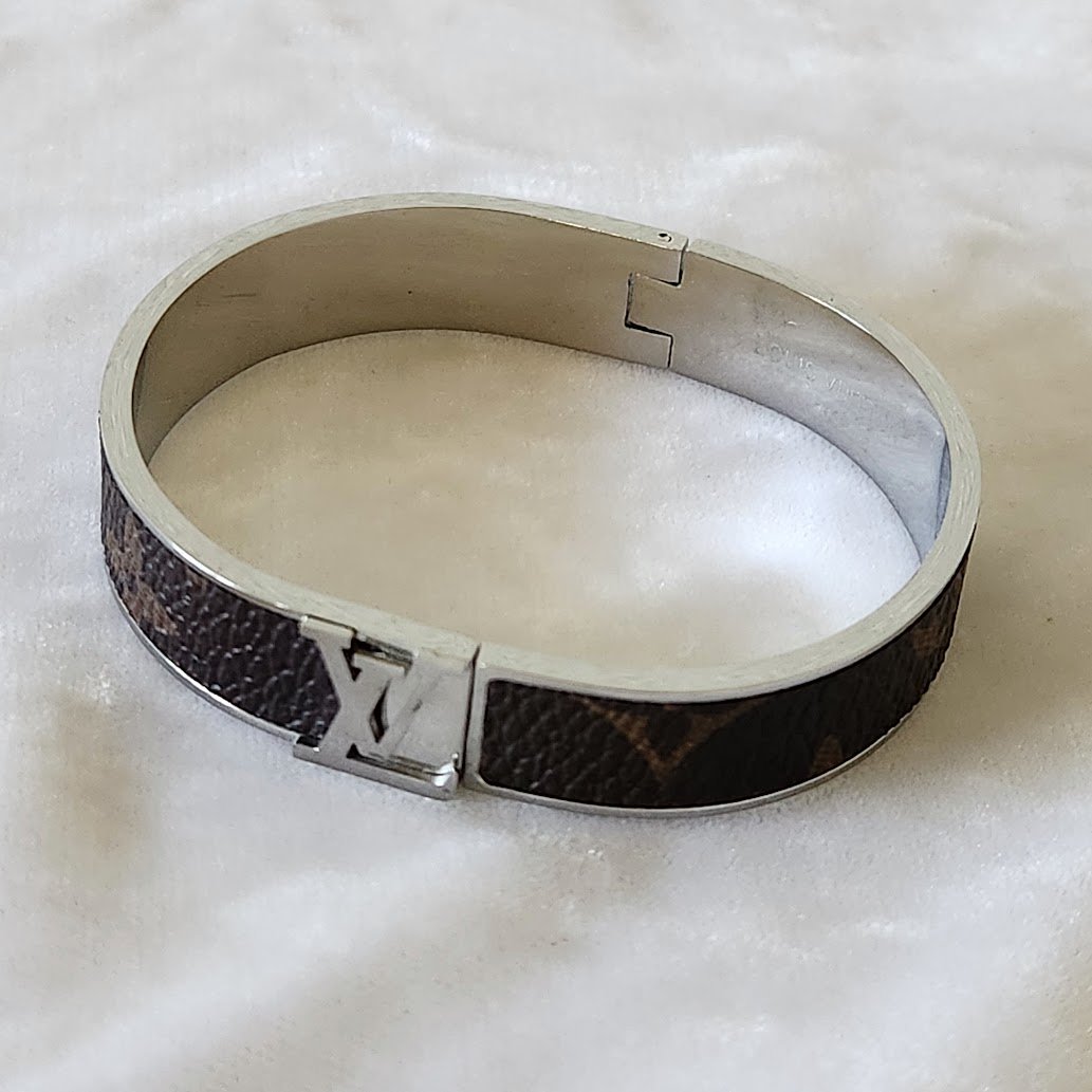 Louis Vuitton Bracelet 5.jpg