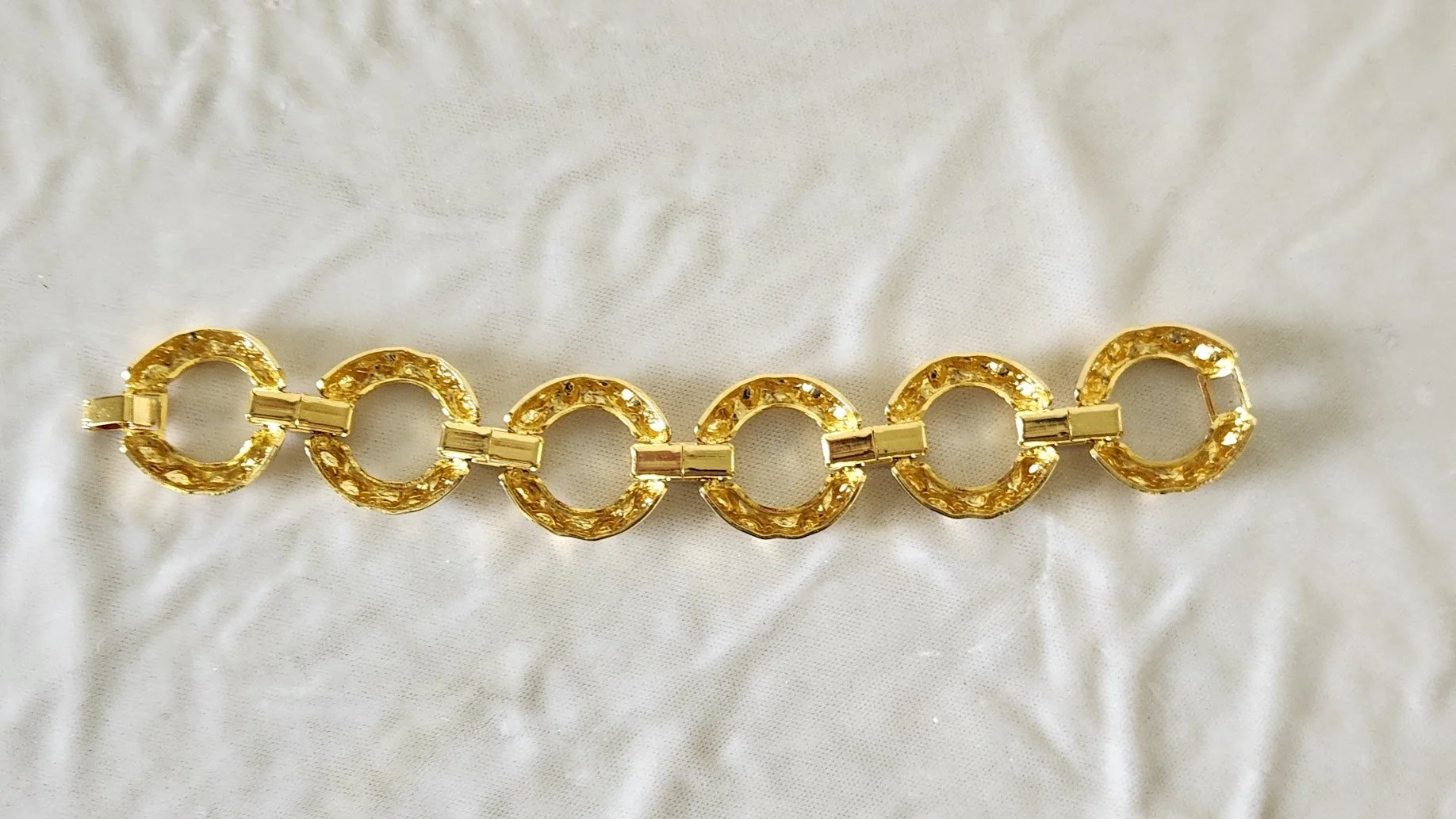 Hammered Gold Necklace Bracelet Set 6.jpg