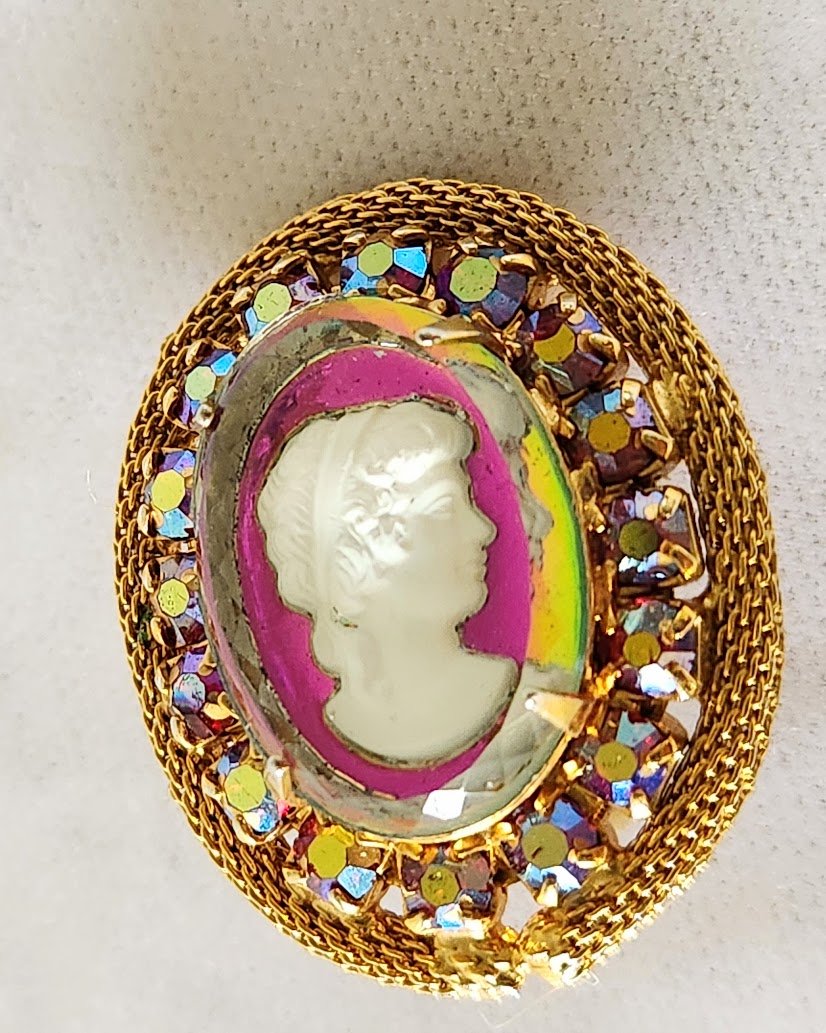 D&E Cameo Earrings 2.jpg