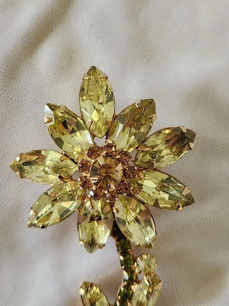 D&E Yellow Flower Brooch 5.jpg
