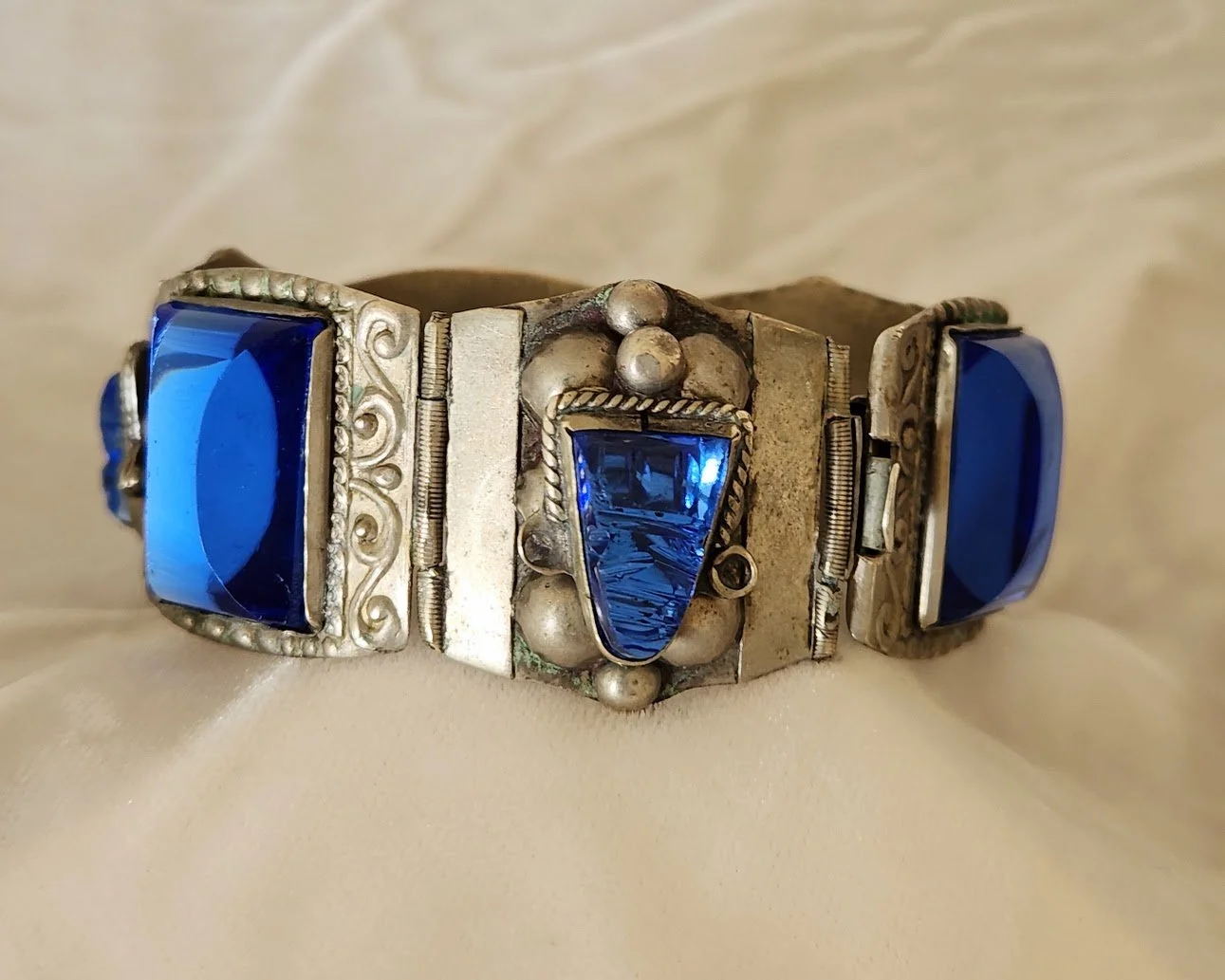 Mexican Silver Blue Glass Bracelet 1.jpg