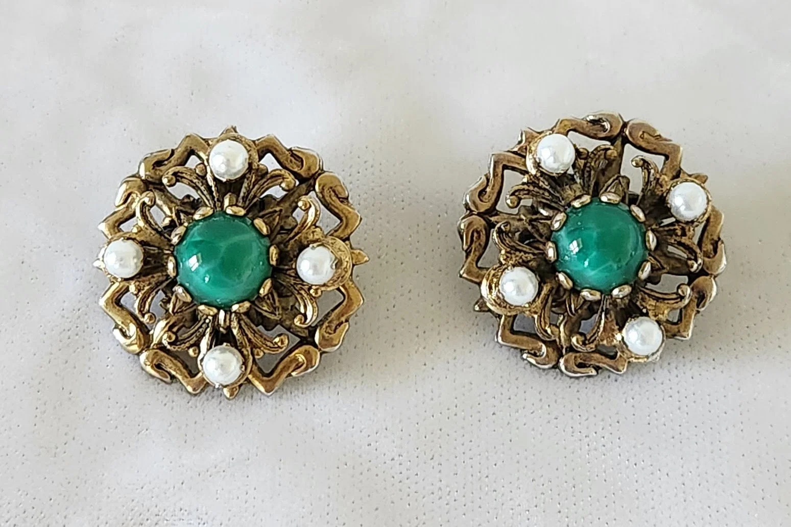 Green Filigree Earrings 1.jpg