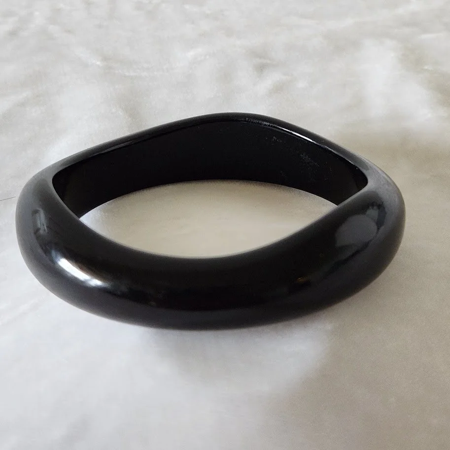Black Plastic Bracelet 6.jpg