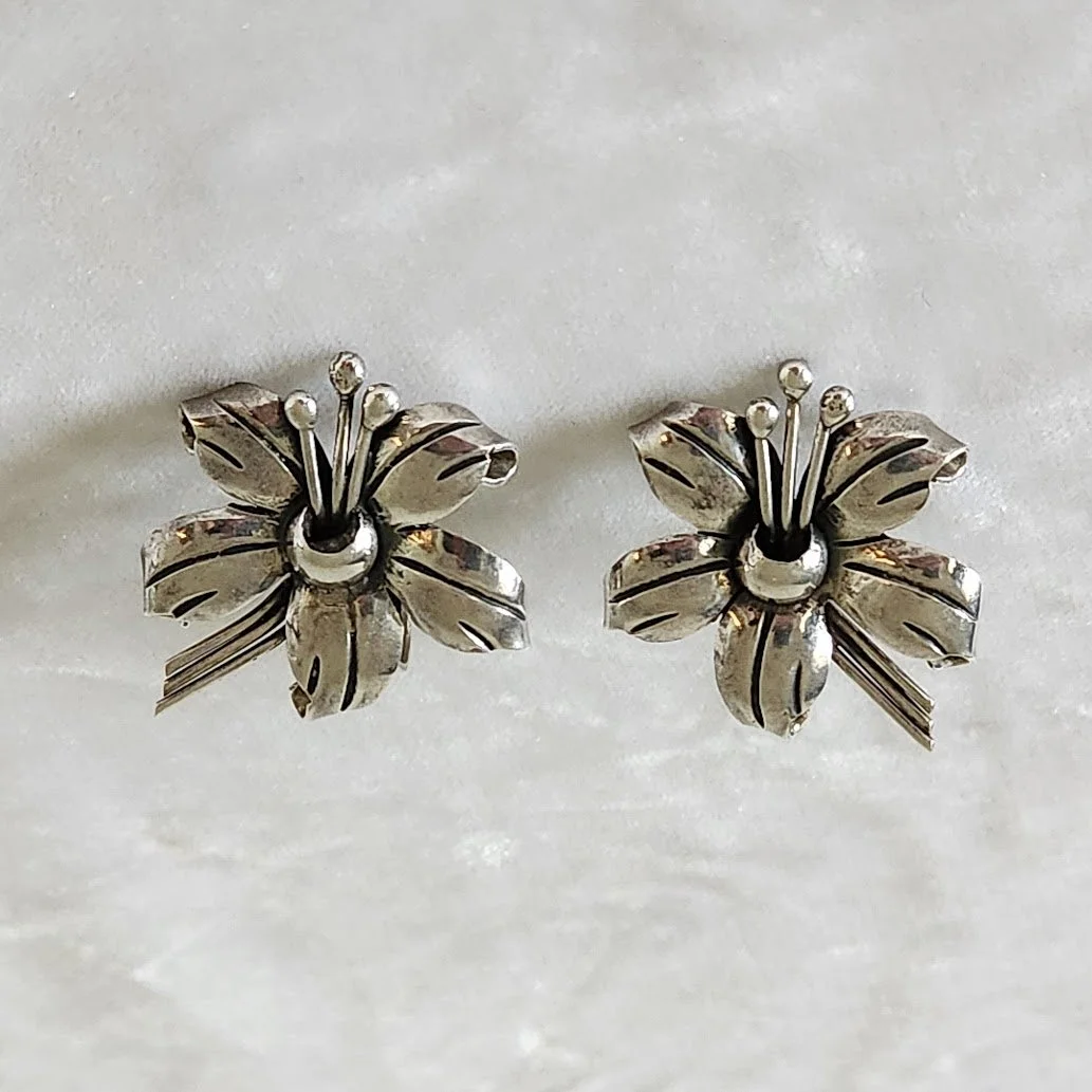 Mexican Silver Flower Earrings 5.jpg
