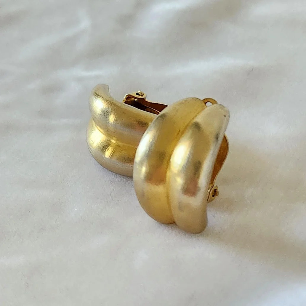 Anne Klein Retro Earrings 3.jpg