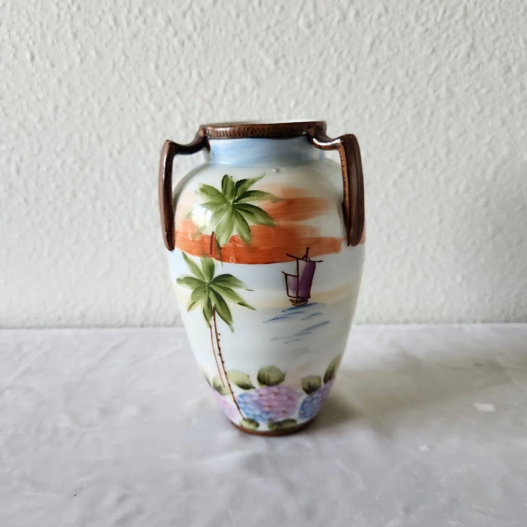 Japanese Vase 1.jpg