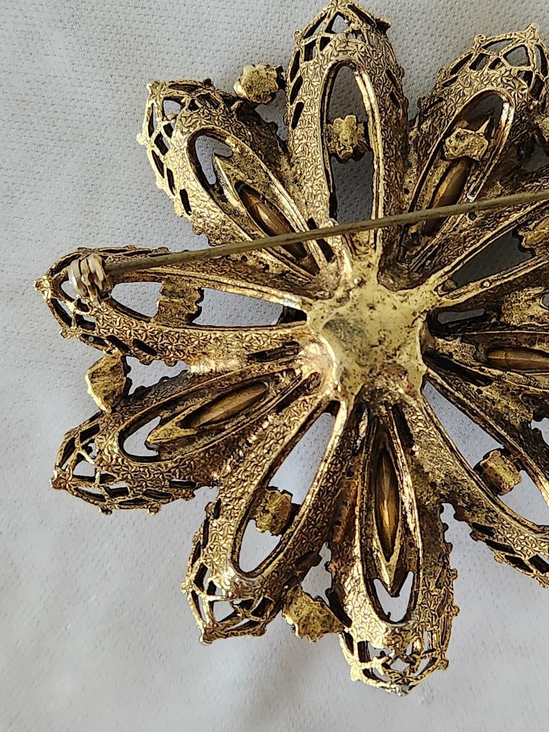 Big Antiqued Goldtone RS Brooch 9.jpg