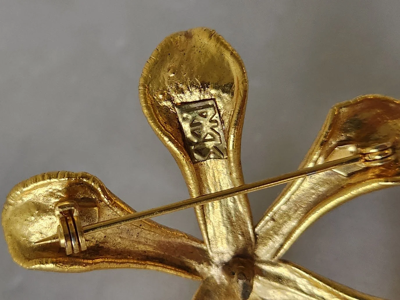 Risis Orchid Brooch 11.jpg