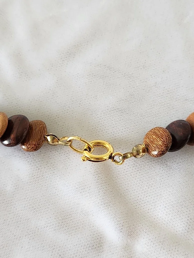 Wood Discs Necklace 3.jpg