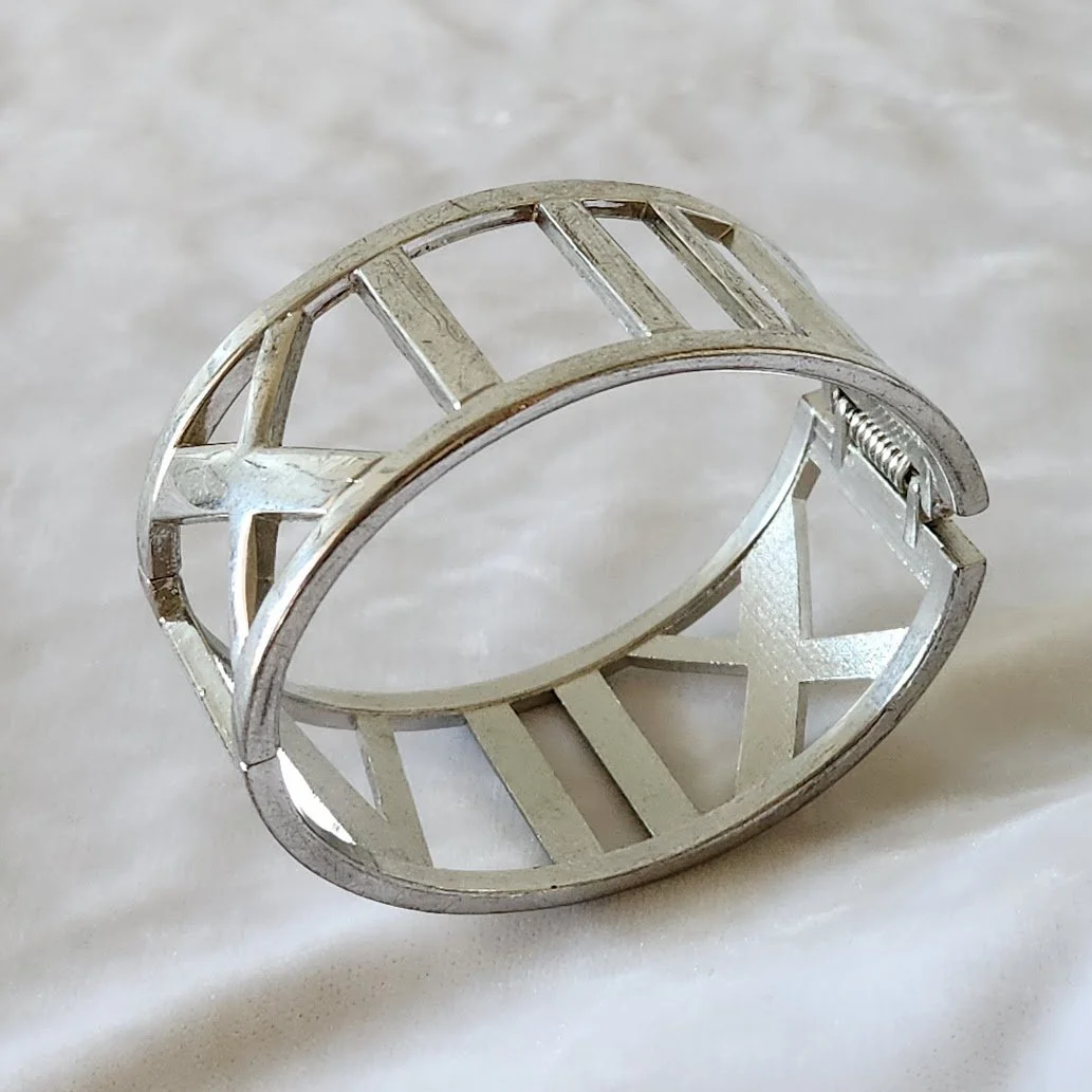 Roman Numerals Bracelet 8.jpg
