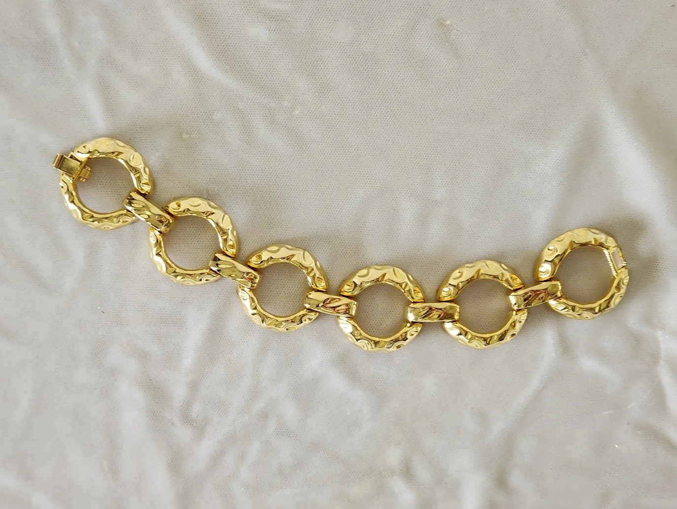 Hammered Gold Necklace Bracelet Set 4.jpg
