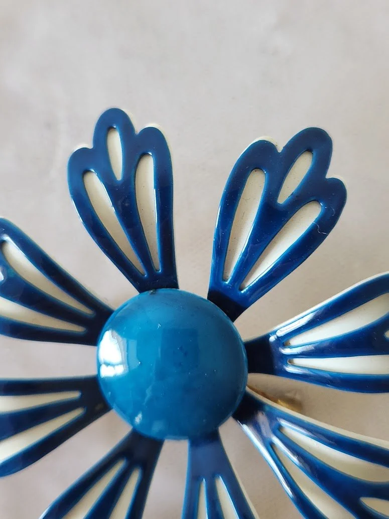 Blue White Flower Power Brooch 4.jpg