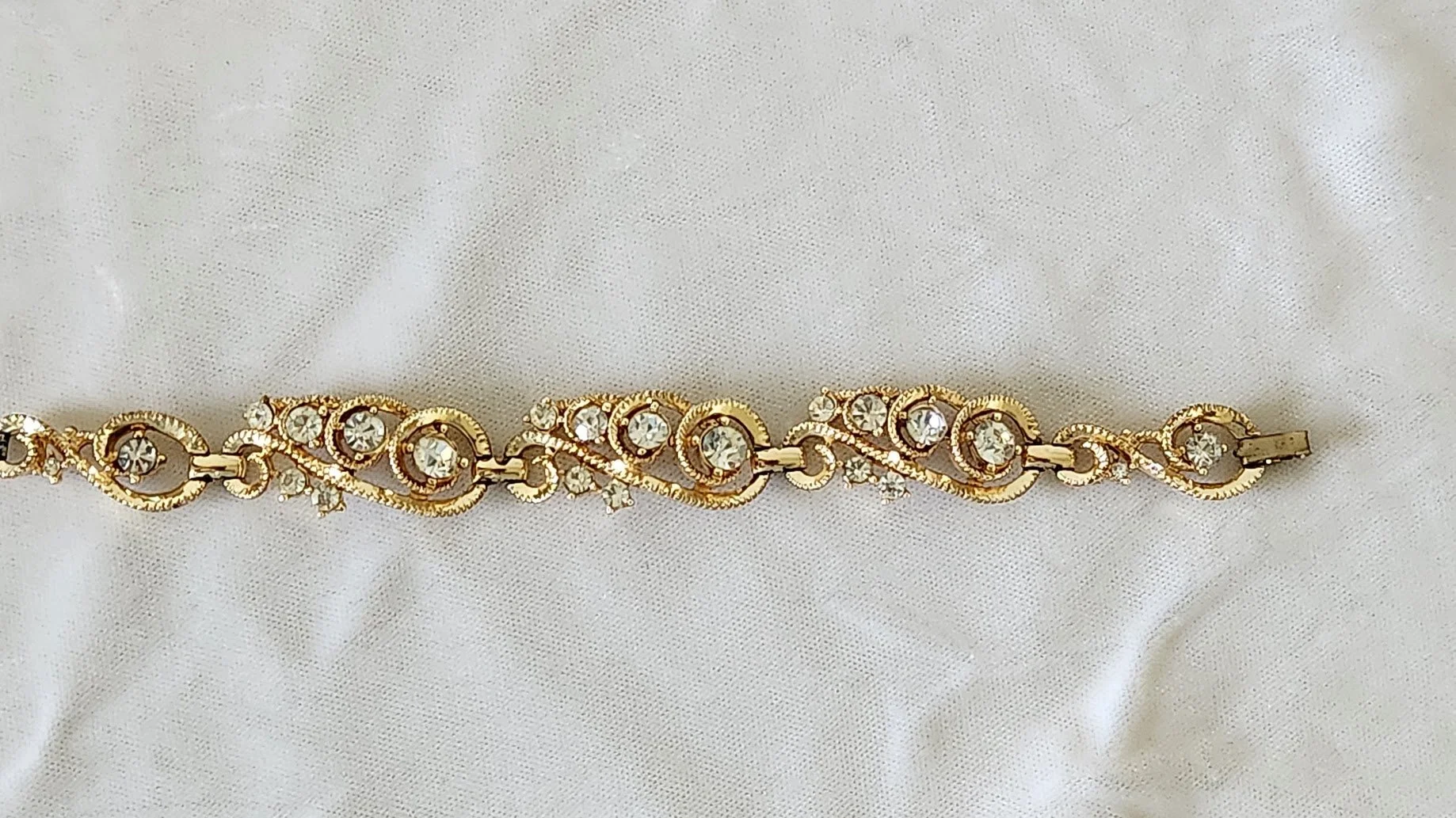 Golden RS Choker Bracelet Set 8.jpg